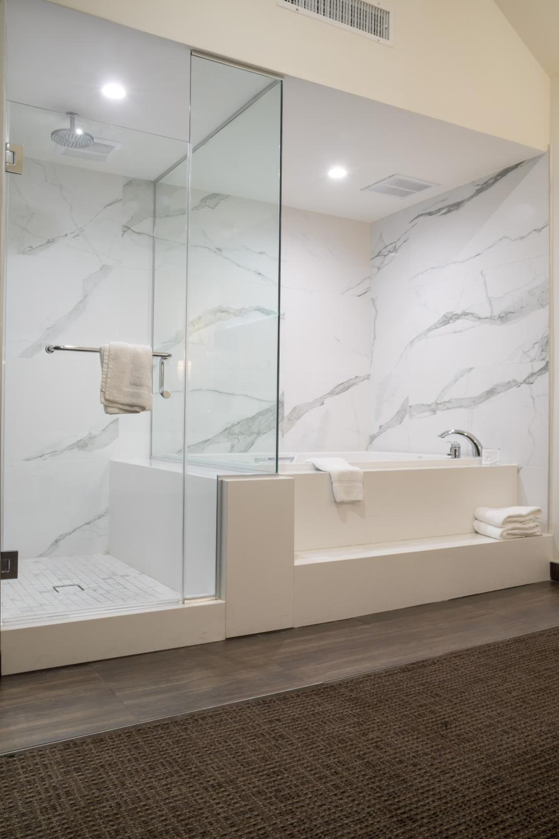 Hotel Xilo Glendale gallery photo in Glendale, CA — image 37
