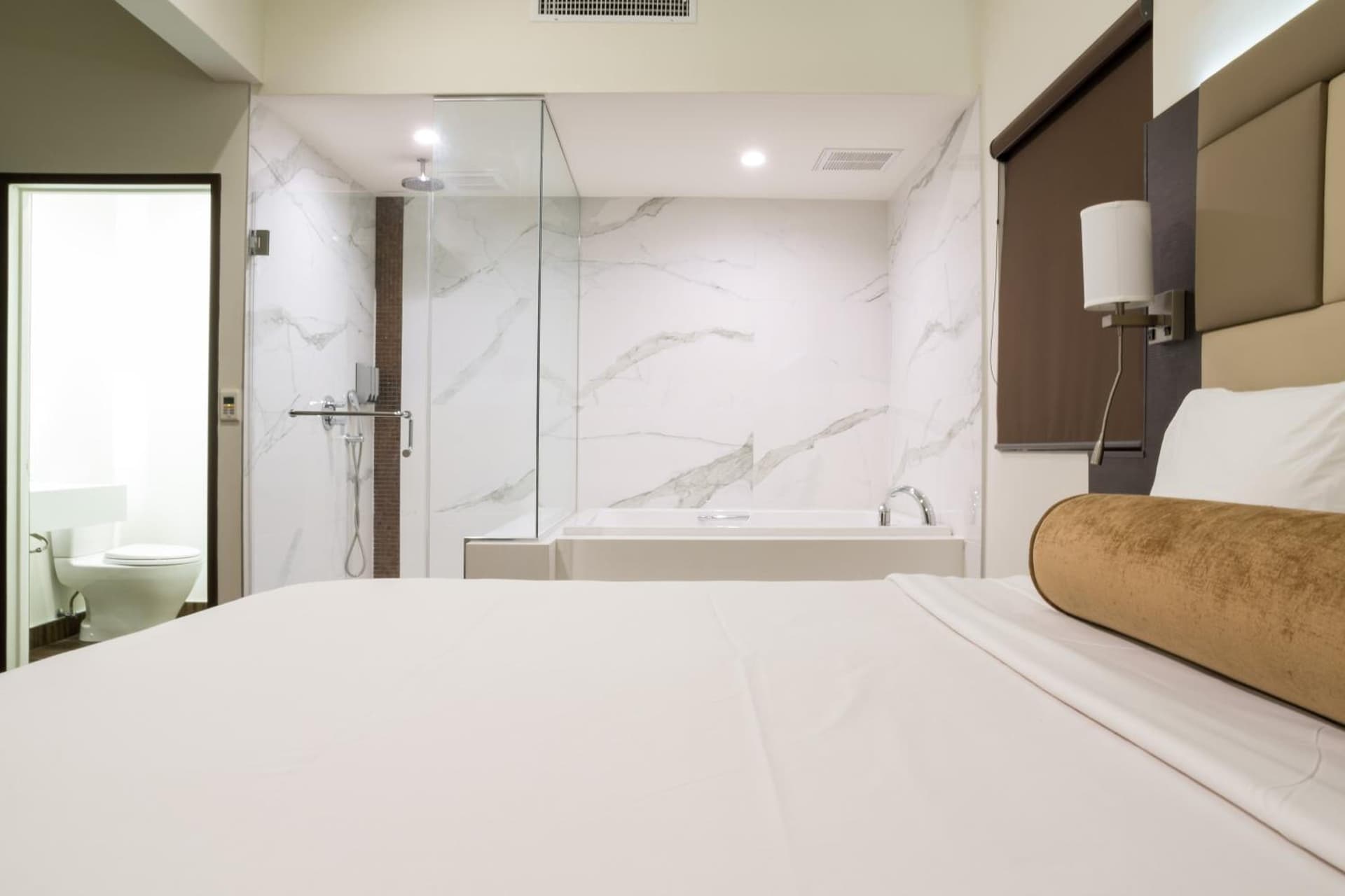 Hotel Xilo Glendale gallery photo in Glendale, CA — image 38
