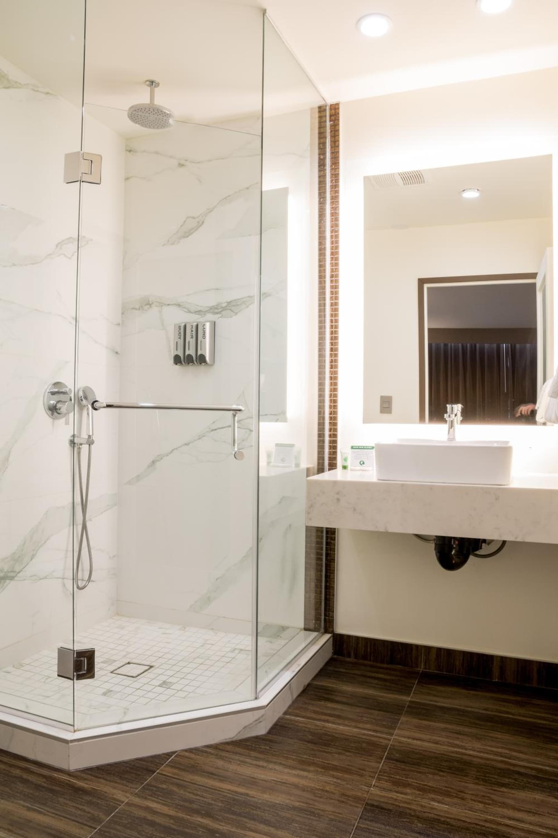 Hotel Xilo Glendale gallery photo in Glendale, CA — image 43