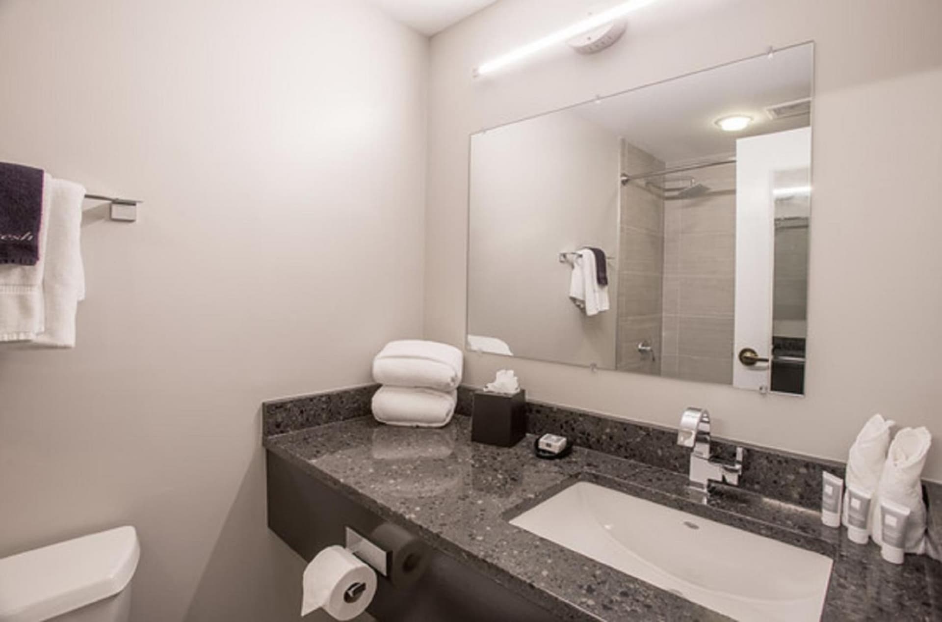 Magnolia Hotel Omaha gallery photo in Omaha, NE — image 13