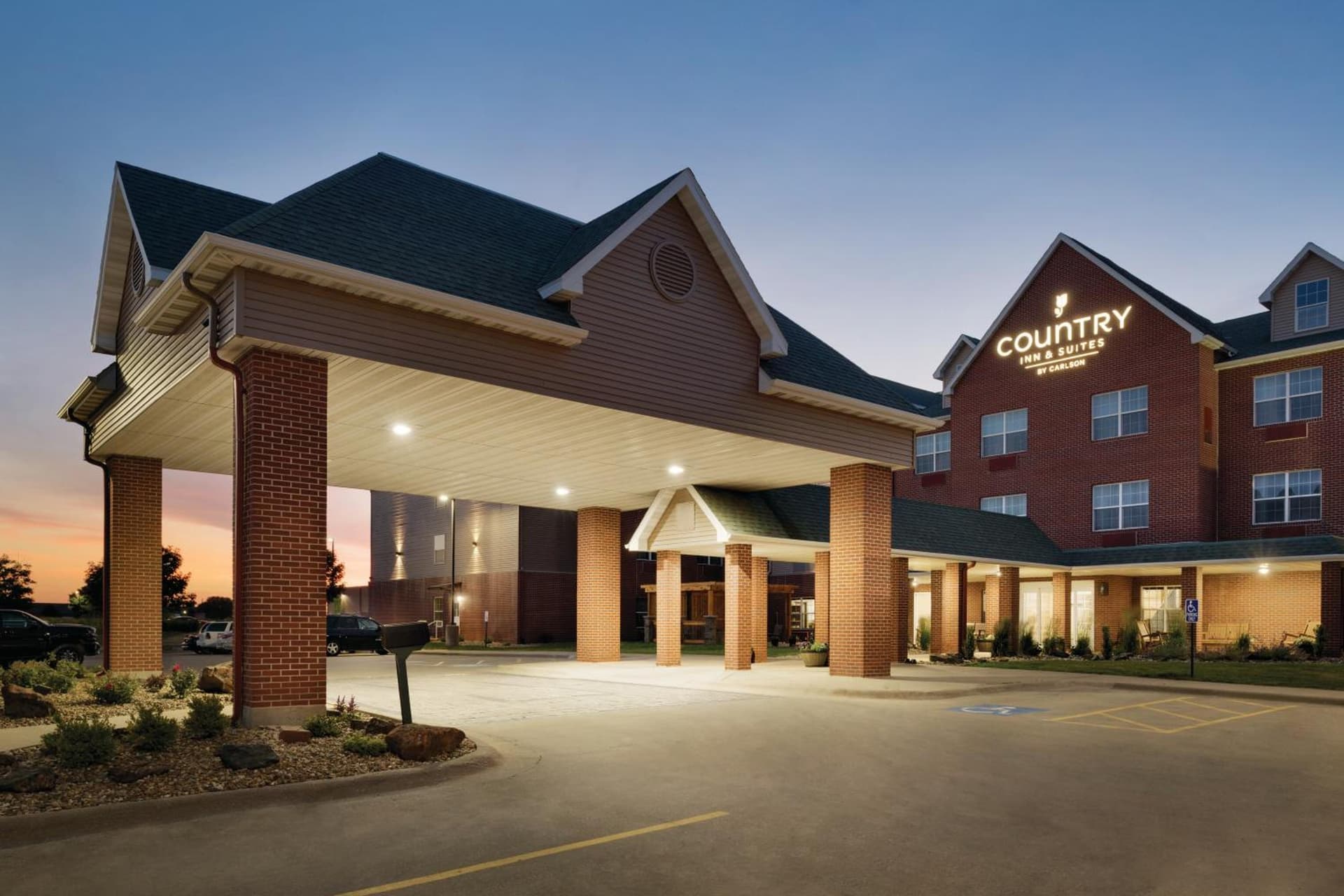 Country Inn & Suites by Radisson, Coralville, IA gallery photo in Coralville, IA — image 7