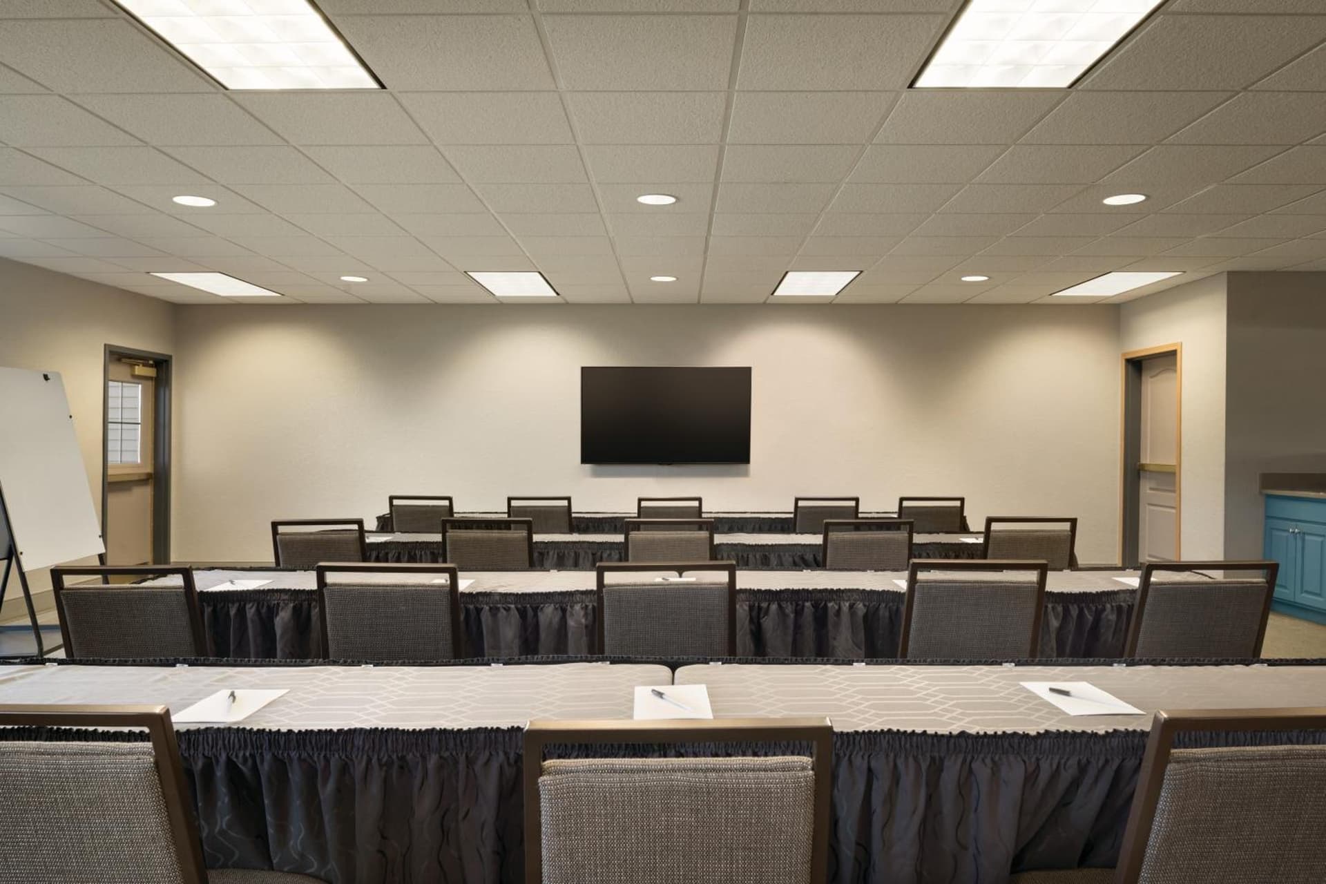 Country Inn & Suites by Radisson, Coralville, IA gallery photo in Coralville, IA — image 36