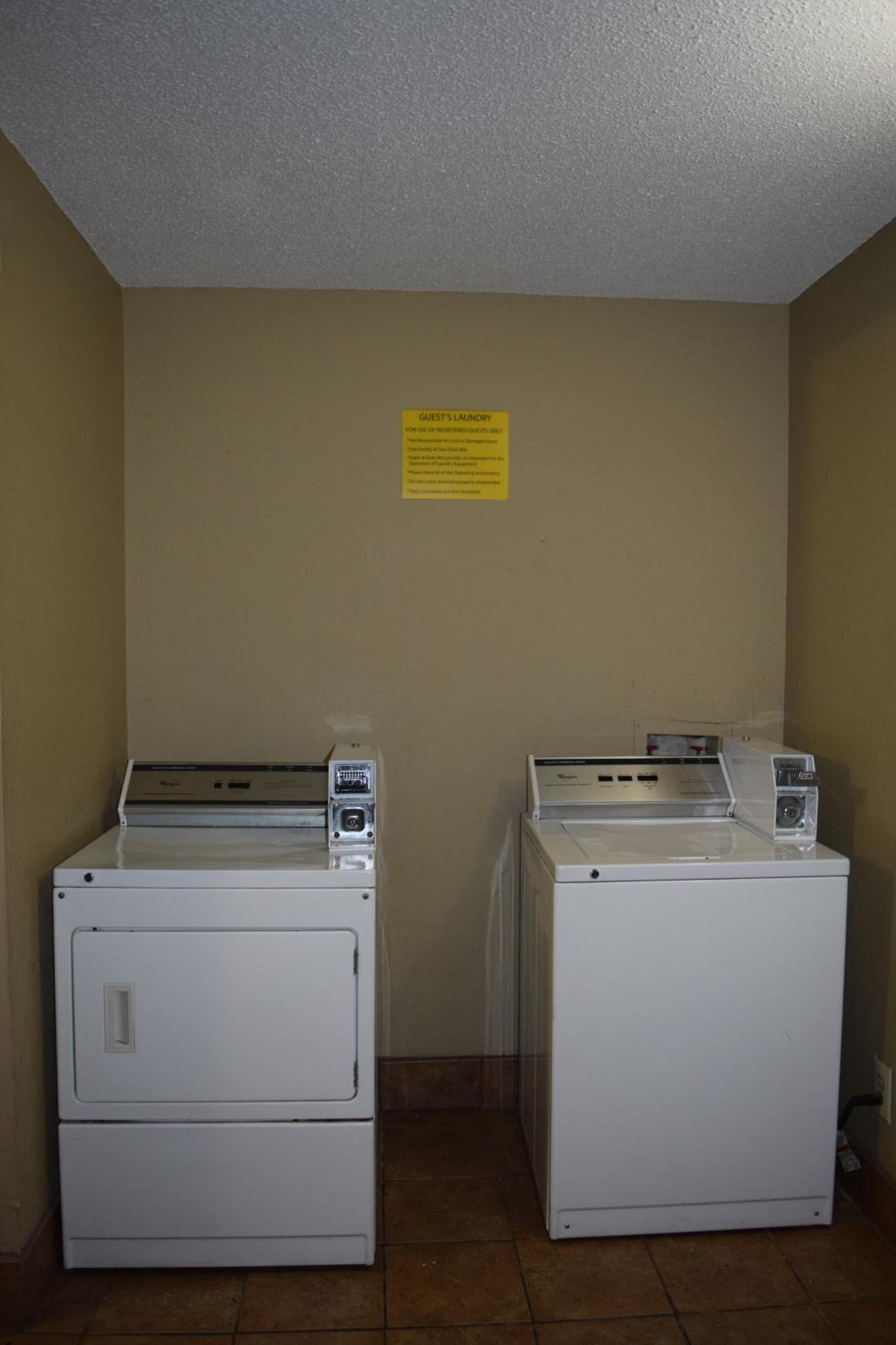 Super 8 by Wyndham Homewood Birmingham Area gallery photo in Birmingham, AL — image 46