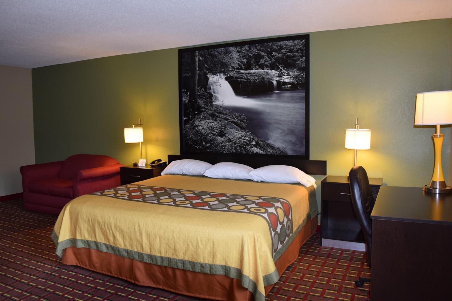 Super 8 by Wyndham Homewood Birmingham Area gallery photo in Birmingham, AL — image 42
