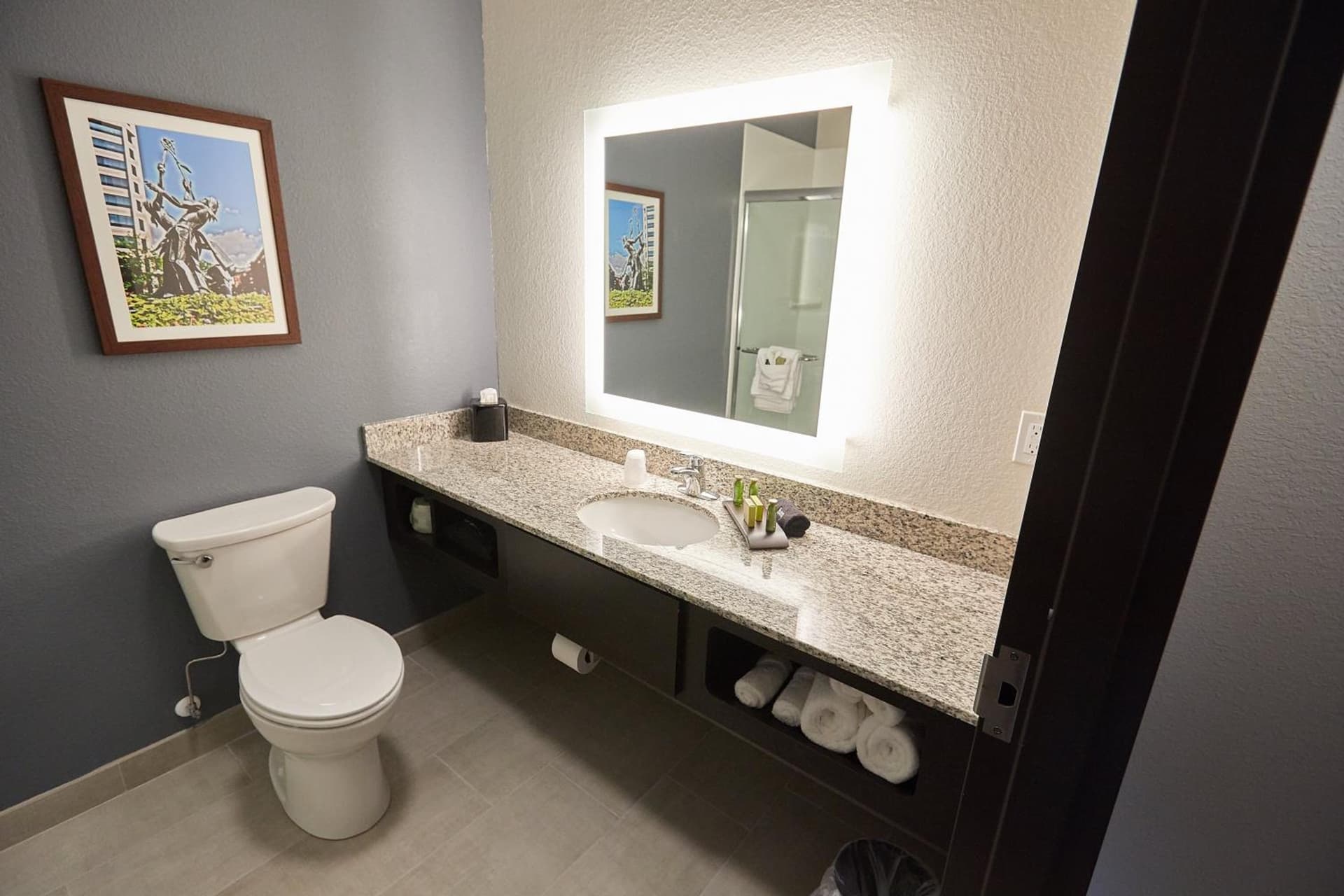 Gundersen Hotel & Suites gallery photo in La Crosse, WI — image 7