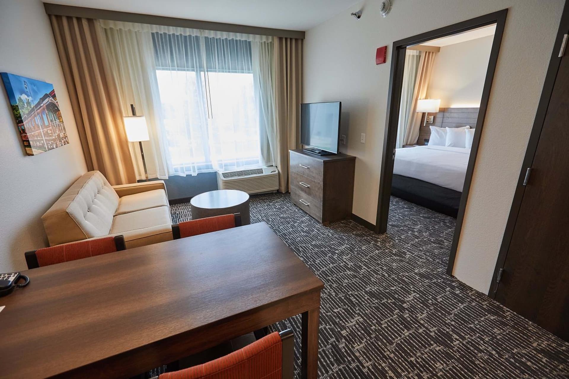 Gundersen Hotel & Suites interior in La Crosse, WI — gallery photo 2