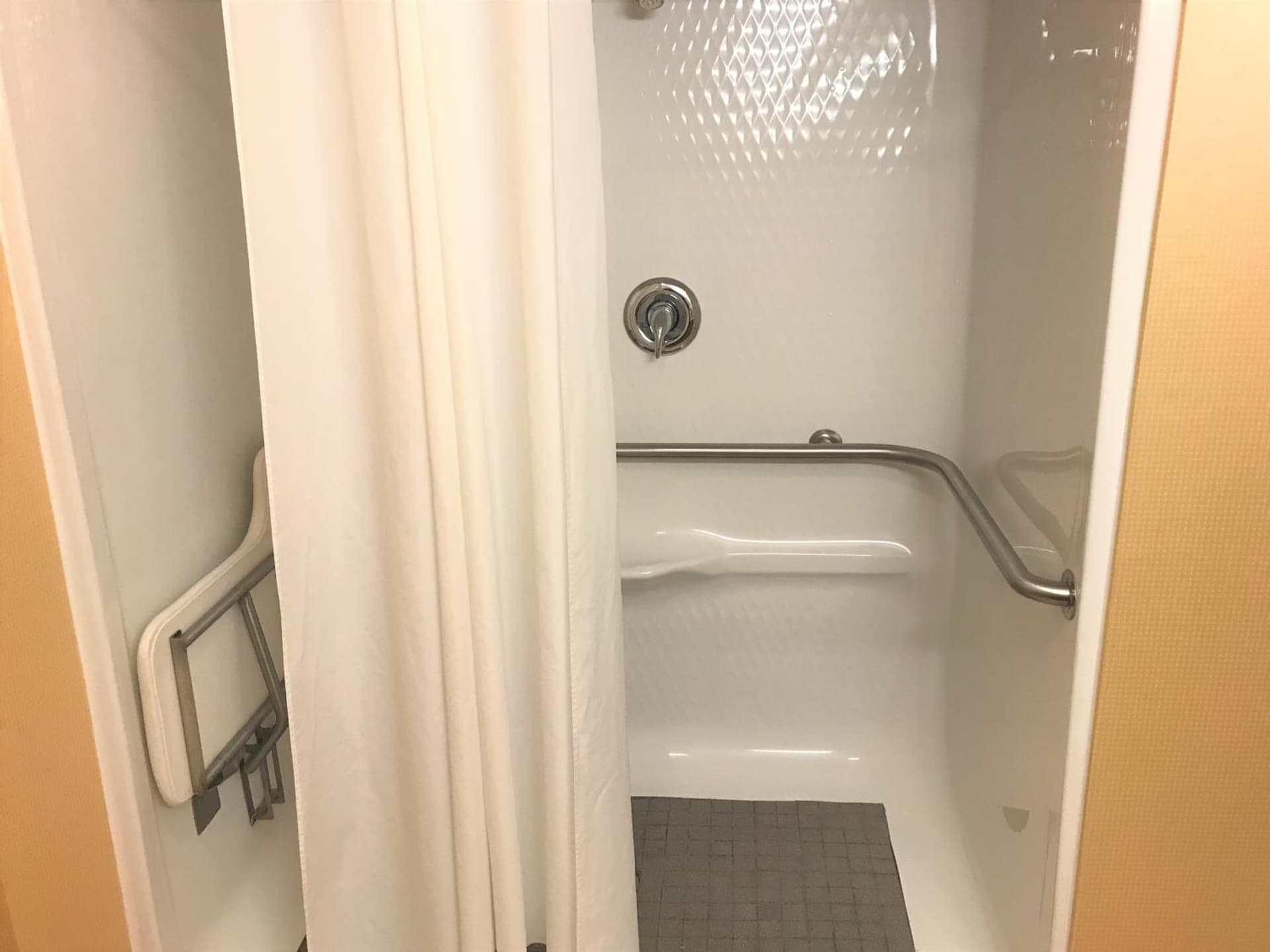 Best Western Plus New England Inn & Suites gallery photo in Berlin, CT — image 12
