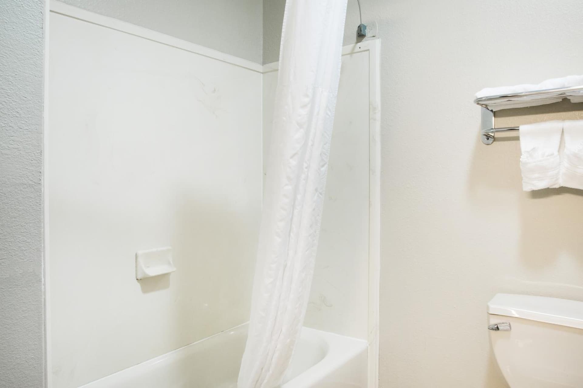 Super 8 by Wyndham Port Arthur/Nederland Area interior in Port Arthur, TX — gallery photo 2