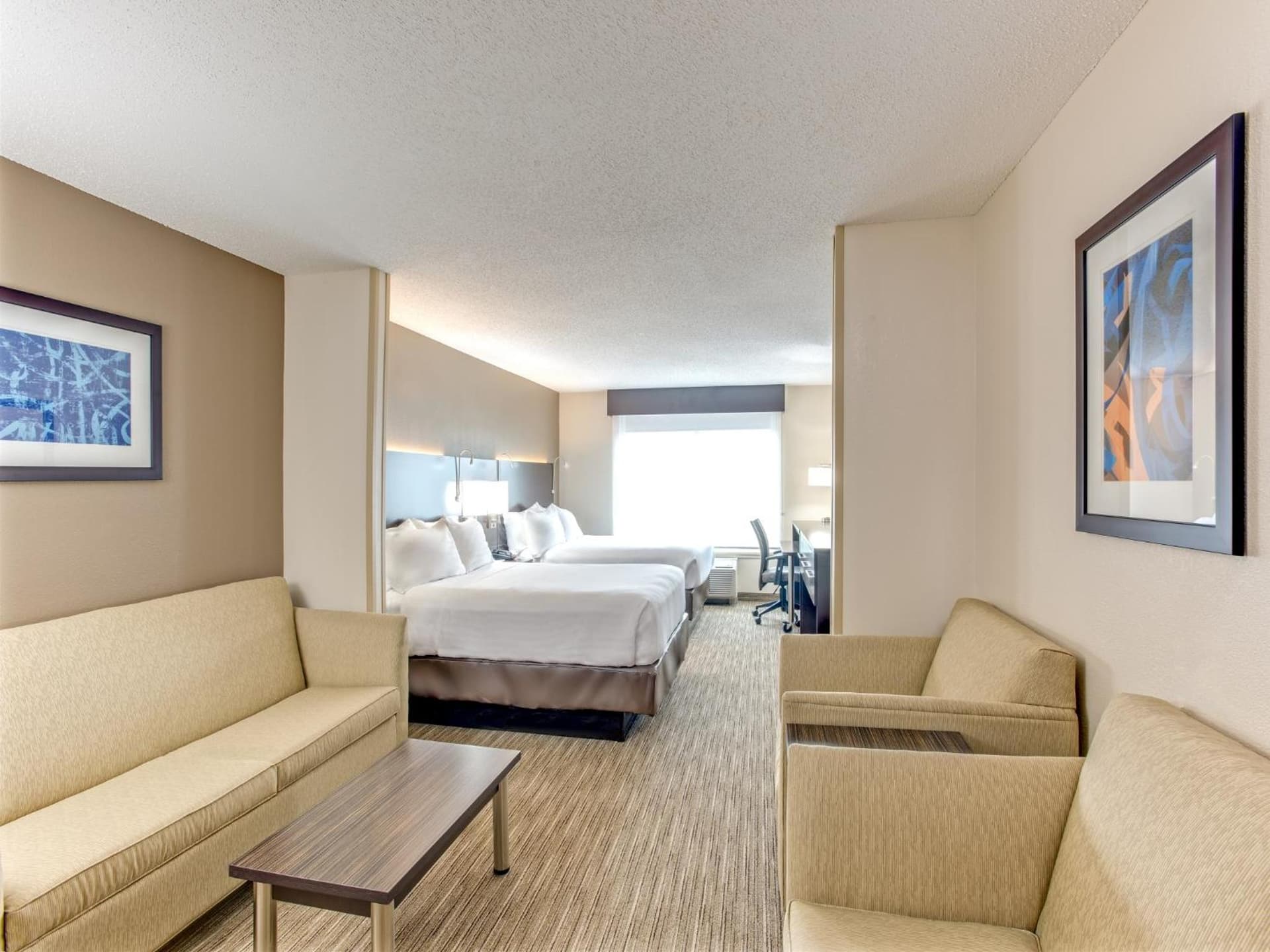 Holiday Inn Express Hotel & Suites Bethlehem by IHG gallery photo in Bethlehem, PA — image 19