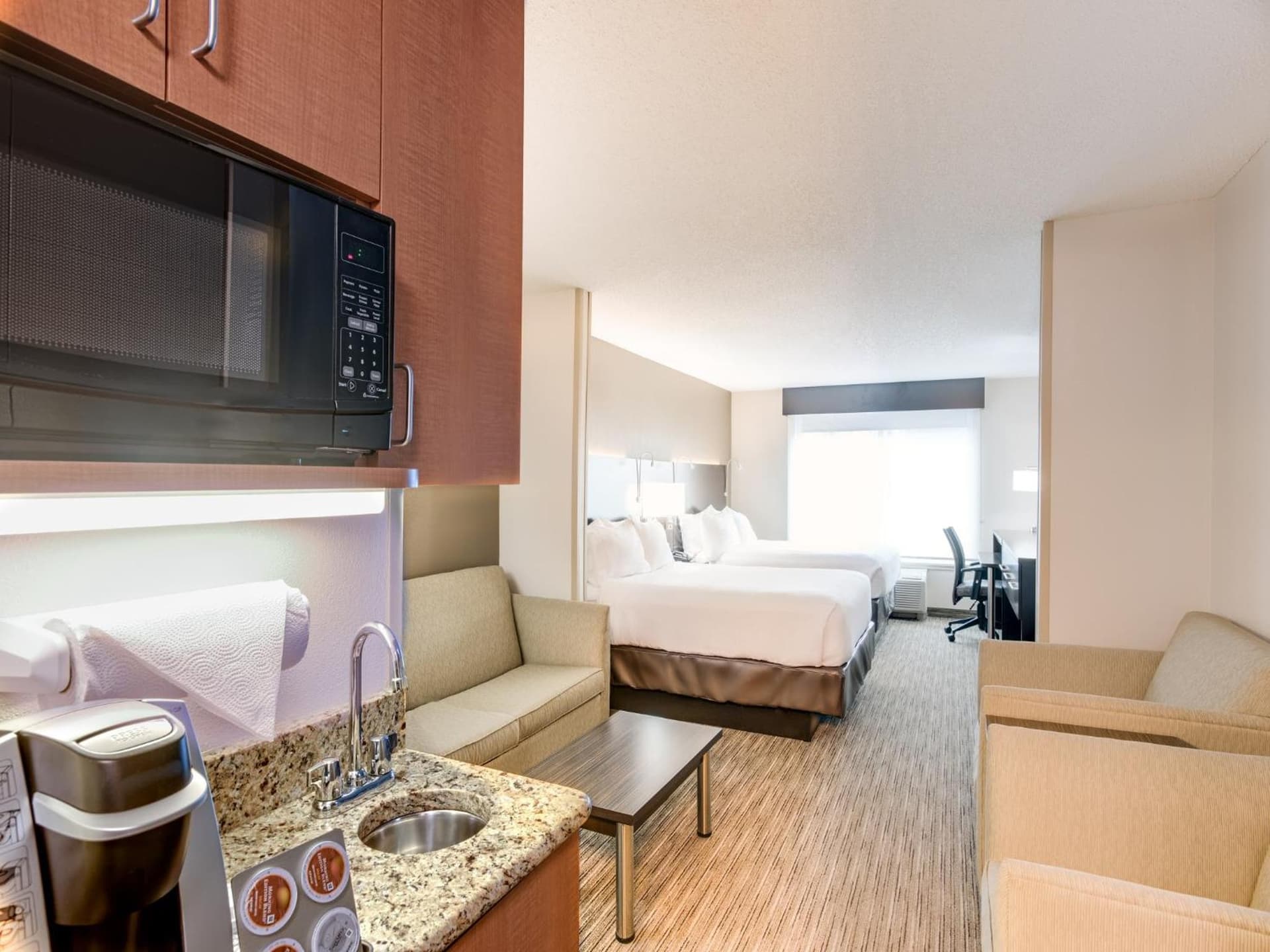Holiday Inn Express Hotel & Suites Bethlehem by IHG gallery photo in Bethlehem, PA — image 11