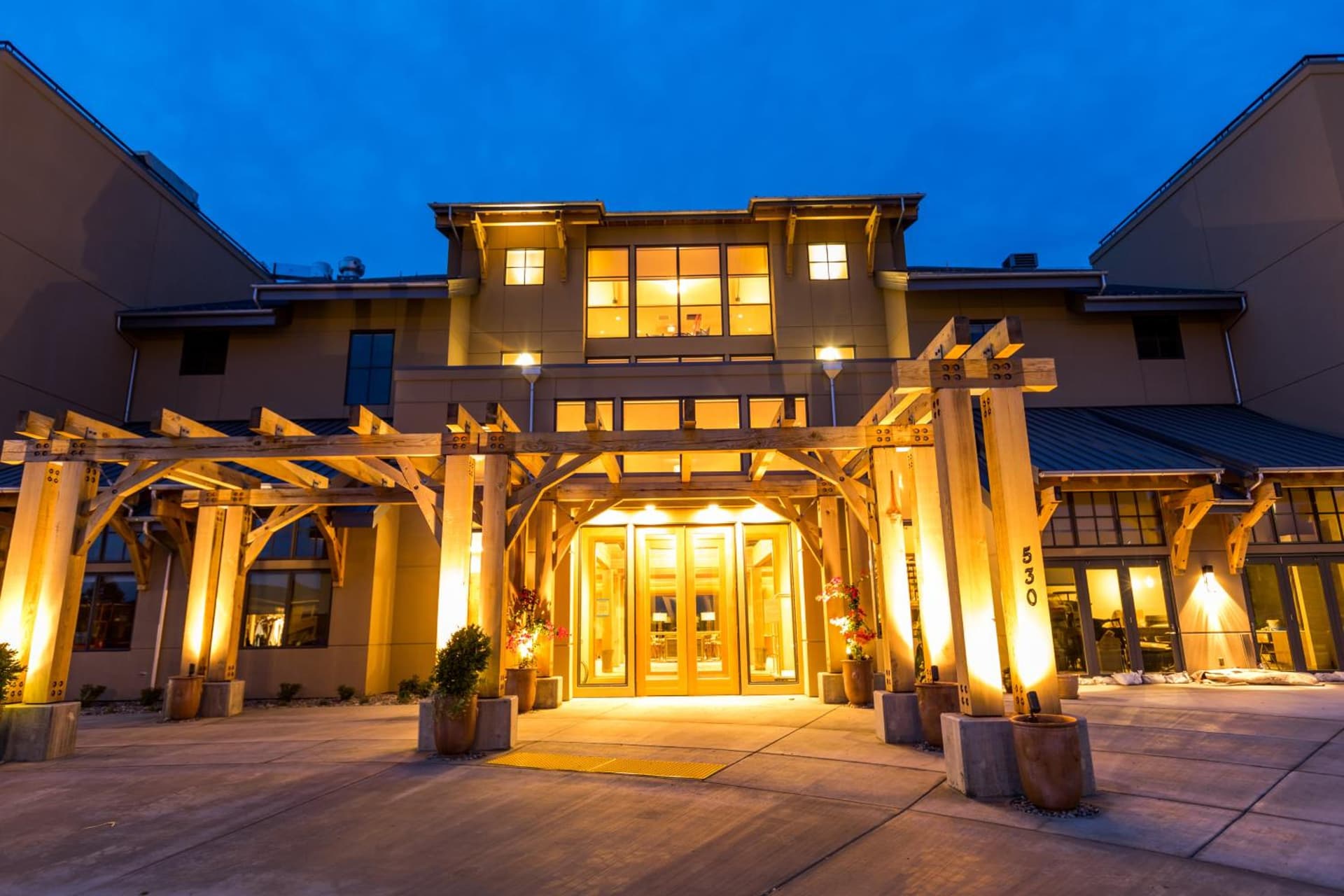 The Lodge at Columbia Point property views in Richland, WA — gallery photo 3
