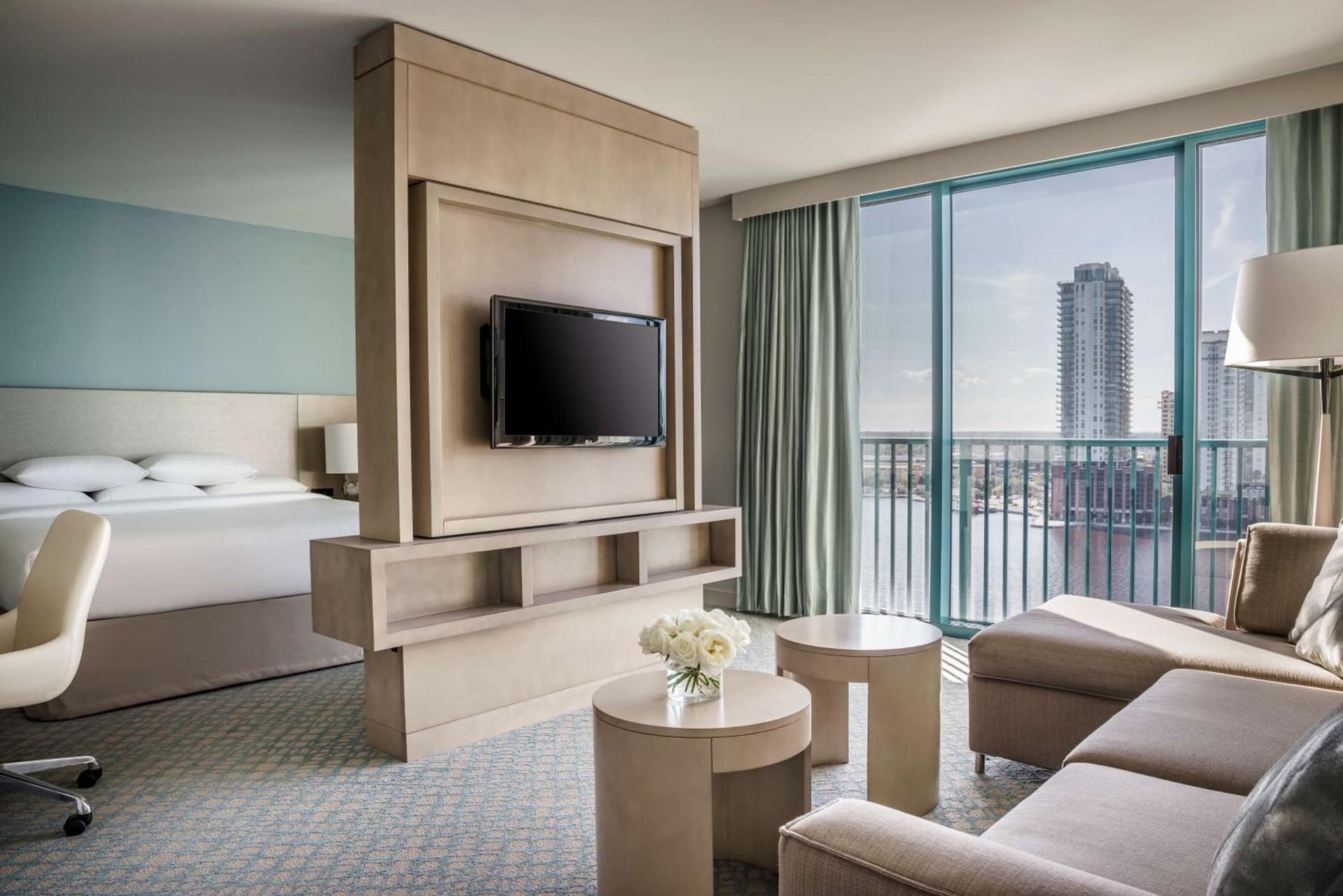 Hyatt Regency Jacksonville Riverfront interior in Jacksonville, FL — gallery photo 2