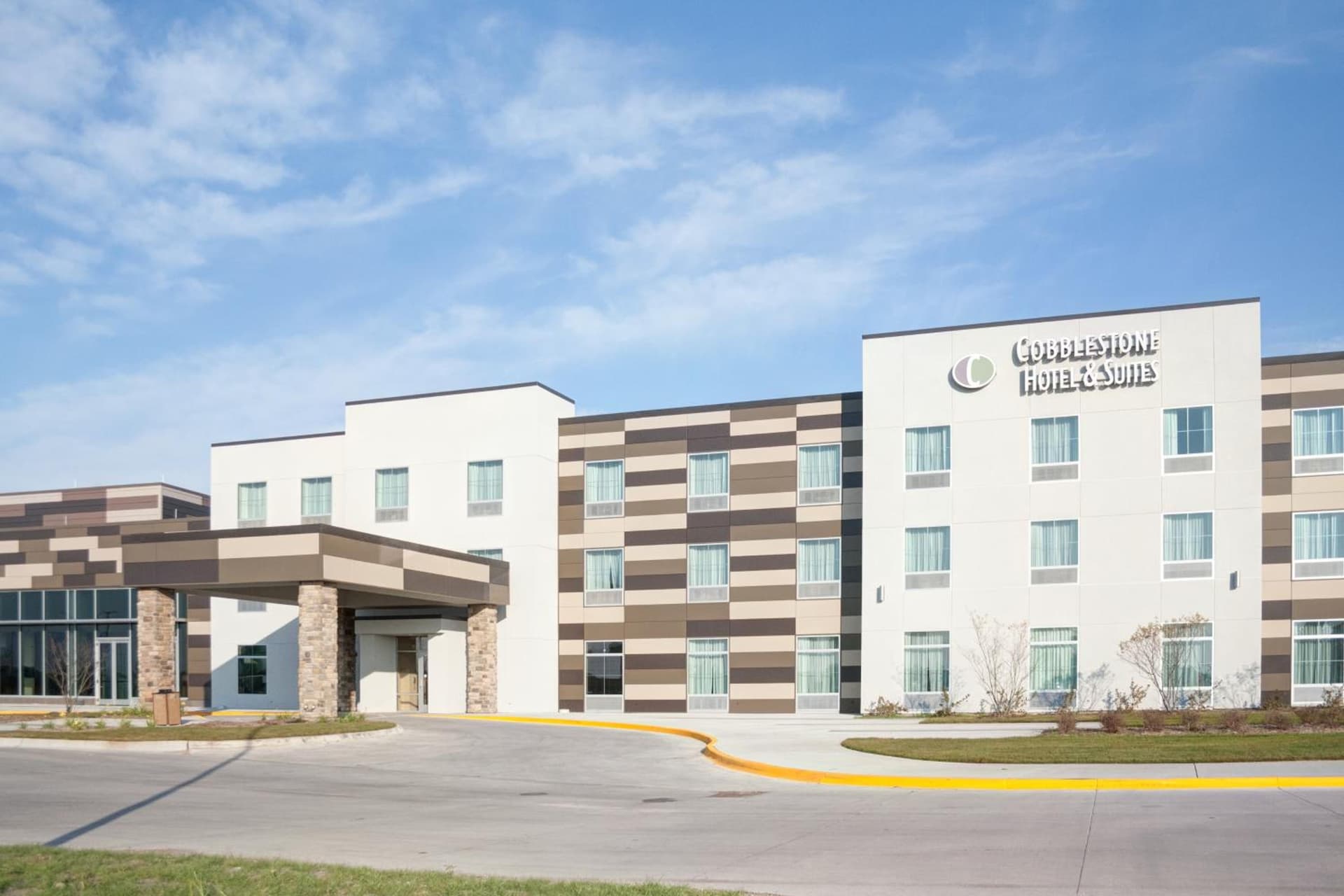 Cobblestone Hotel and Suites - Jefferson featured exterior or lobby in Jefferson, IA — similar hotel