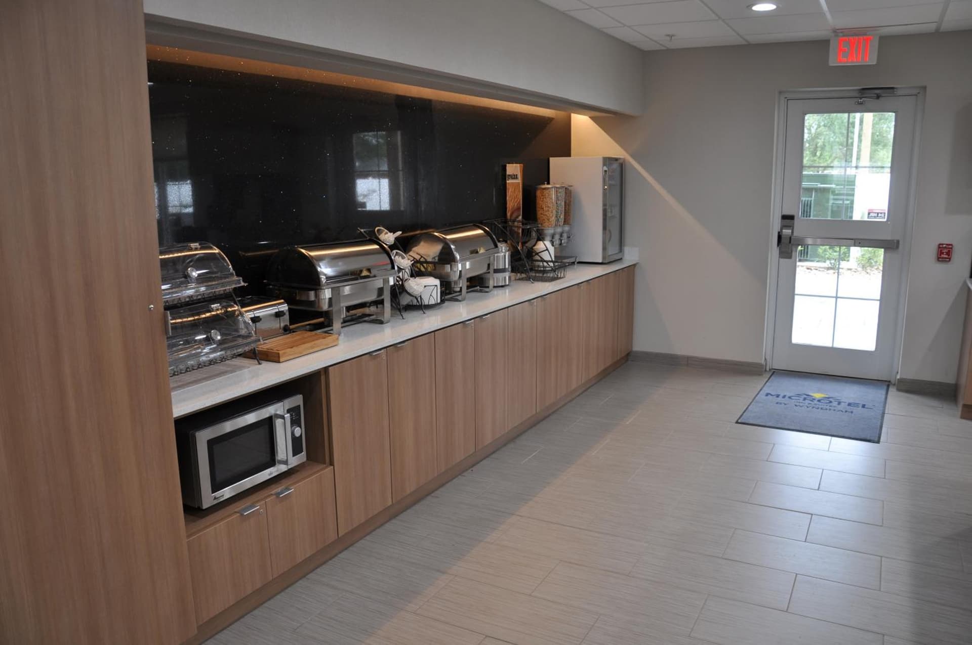 Microtel Inn & Suites by Wyndham Lubbock gallery photo in Lubbock, TX — image 39