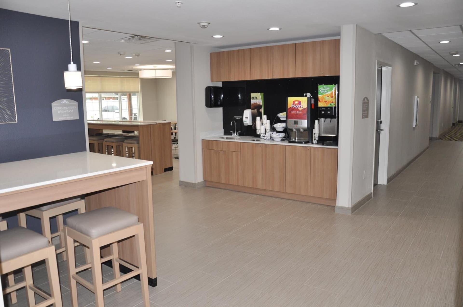 Microtel Inn & Suites by Wyndham Lubbock gallery photo in Lubbock, TX — image 26