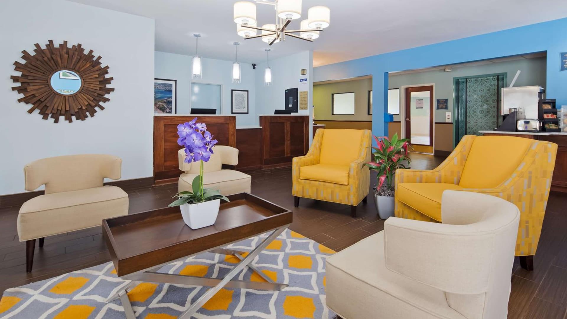 Best Western Port Huron Blue Water Bridge interior in Port Huron, MI — gallery photo 2
