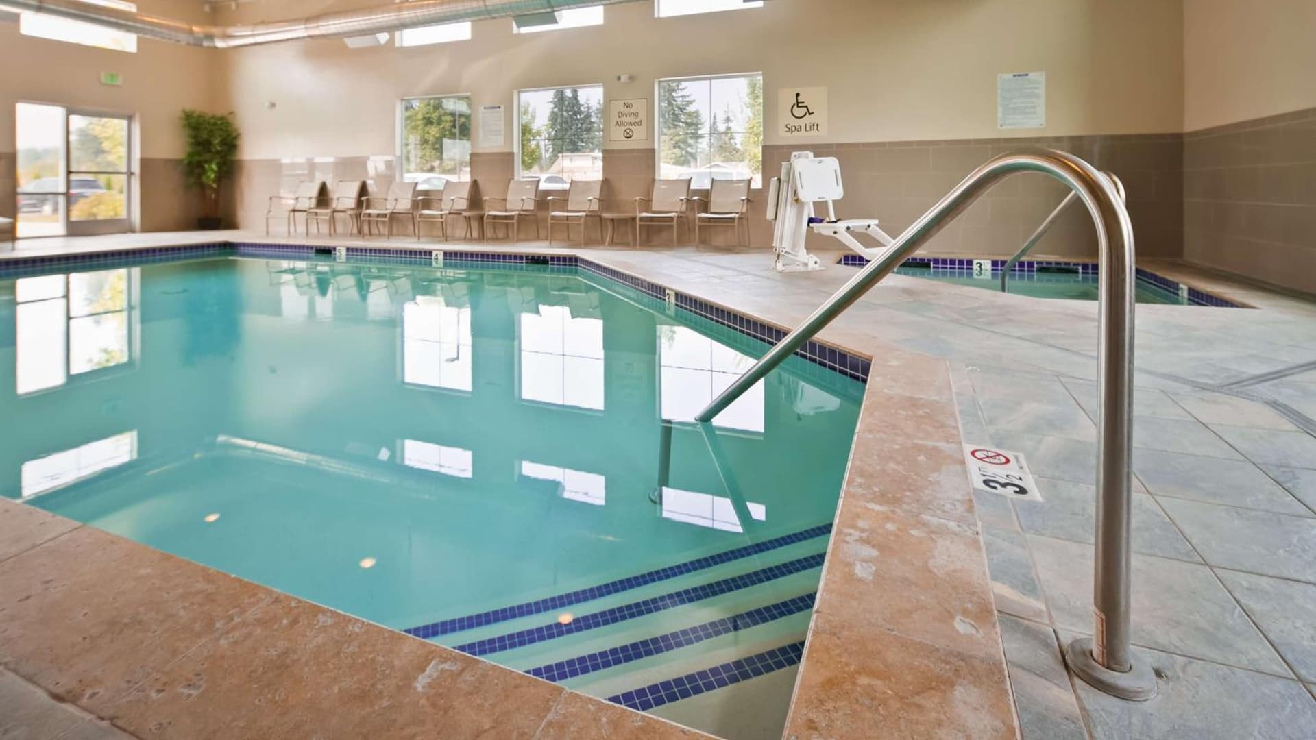 Best Western Plus Arlington/Marysville interior in Arlington, WA — gallery photo 2