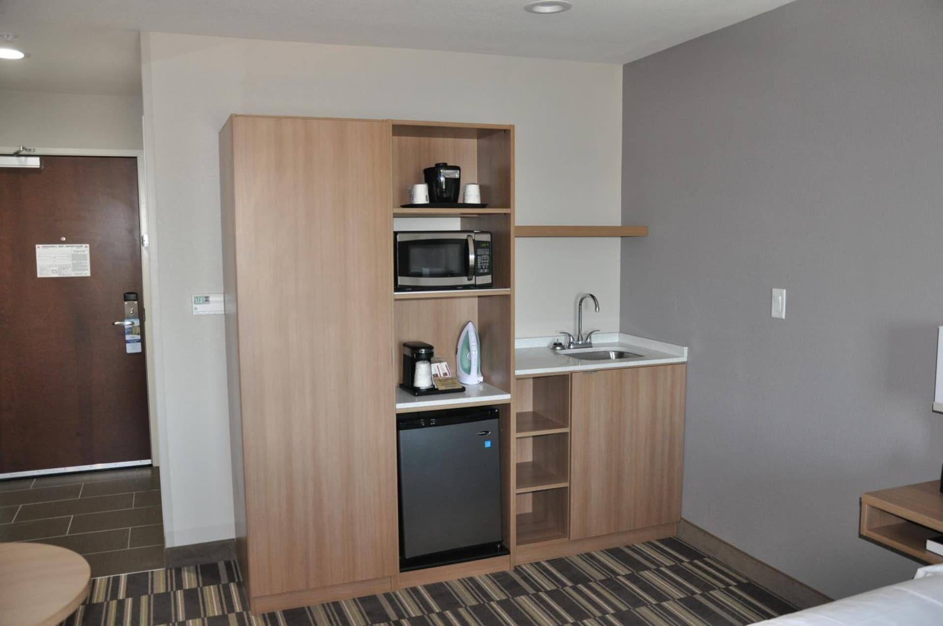 Microtel Inn & Suites by Wyndham Lubbock gallery photo in Lubbock, TX — image 40