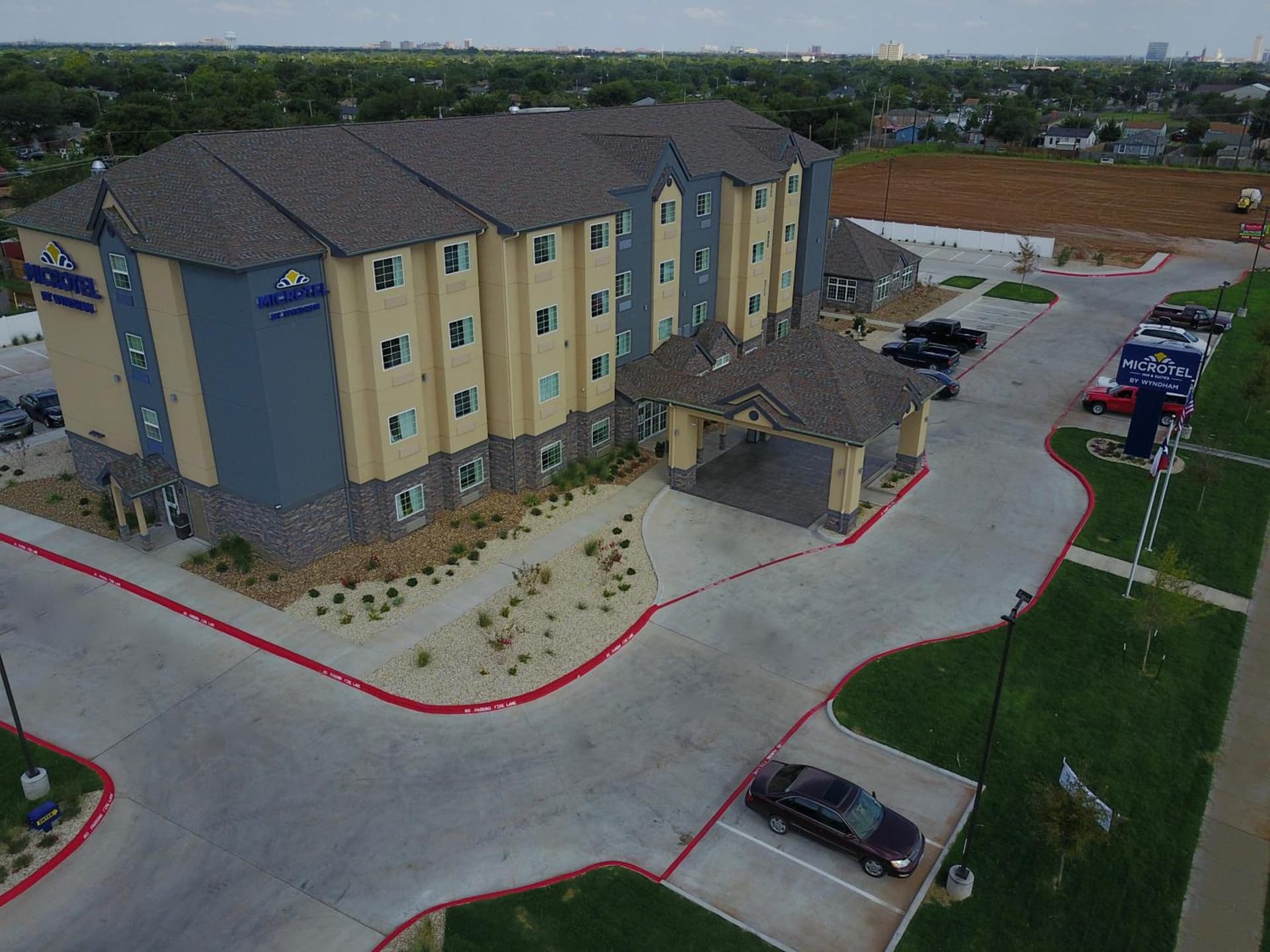 Microtel Inn & Suites by Wyndham Lubbock gallery photo in Lubbock, TX — image 37
