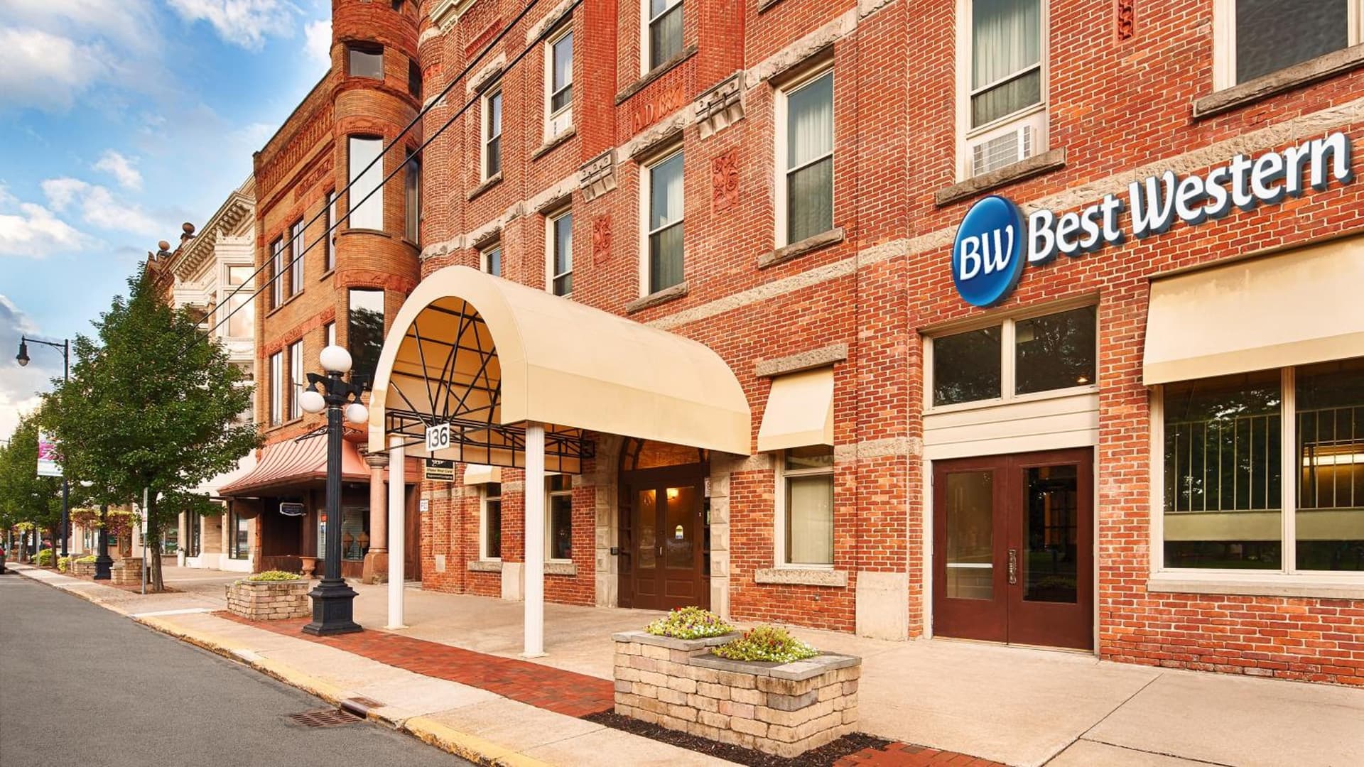 Best Western Park Hotel gallery photo in Warren, OH — image 5