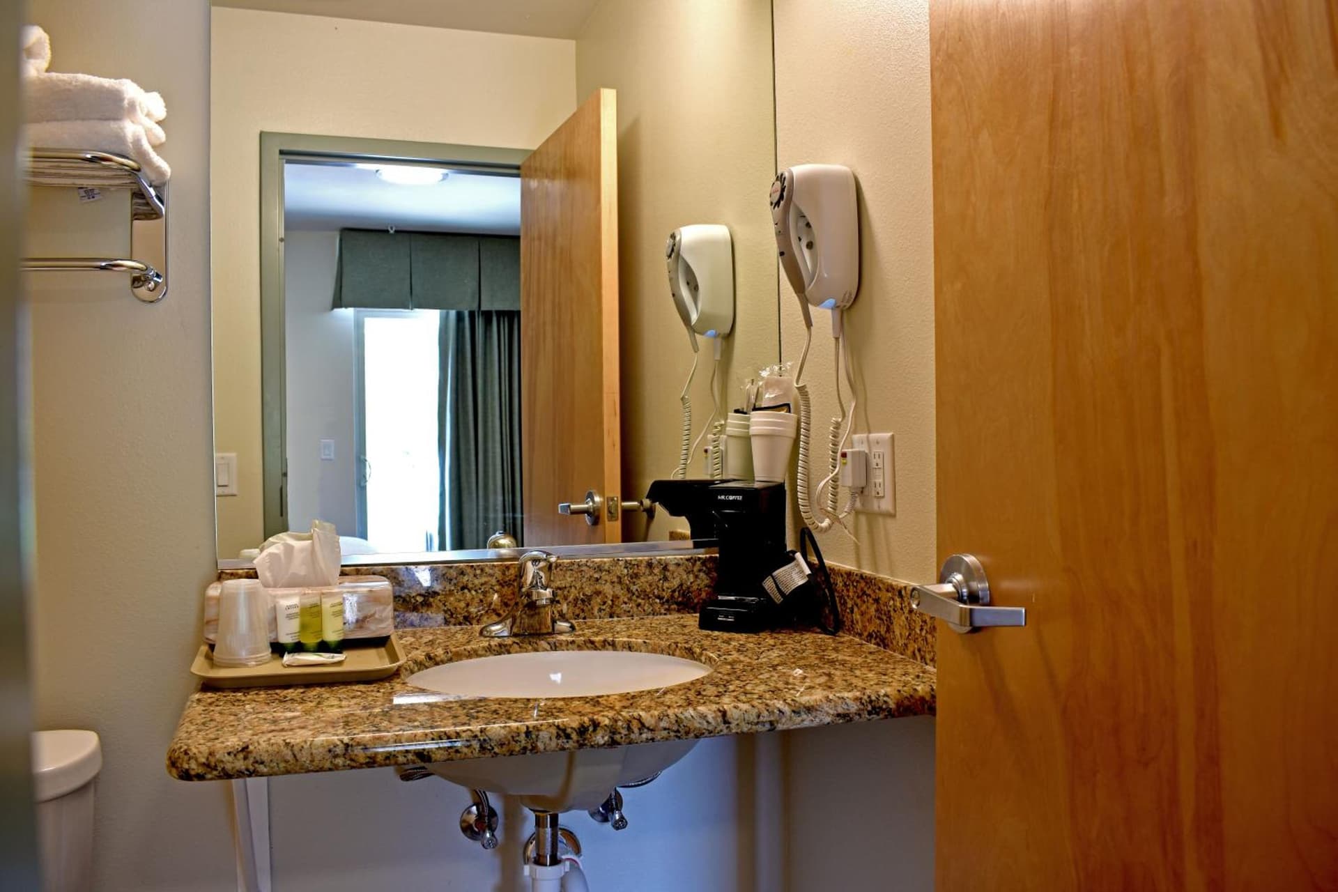 Bumbleberry Inn gallery photo in Springdale, UT — image 89