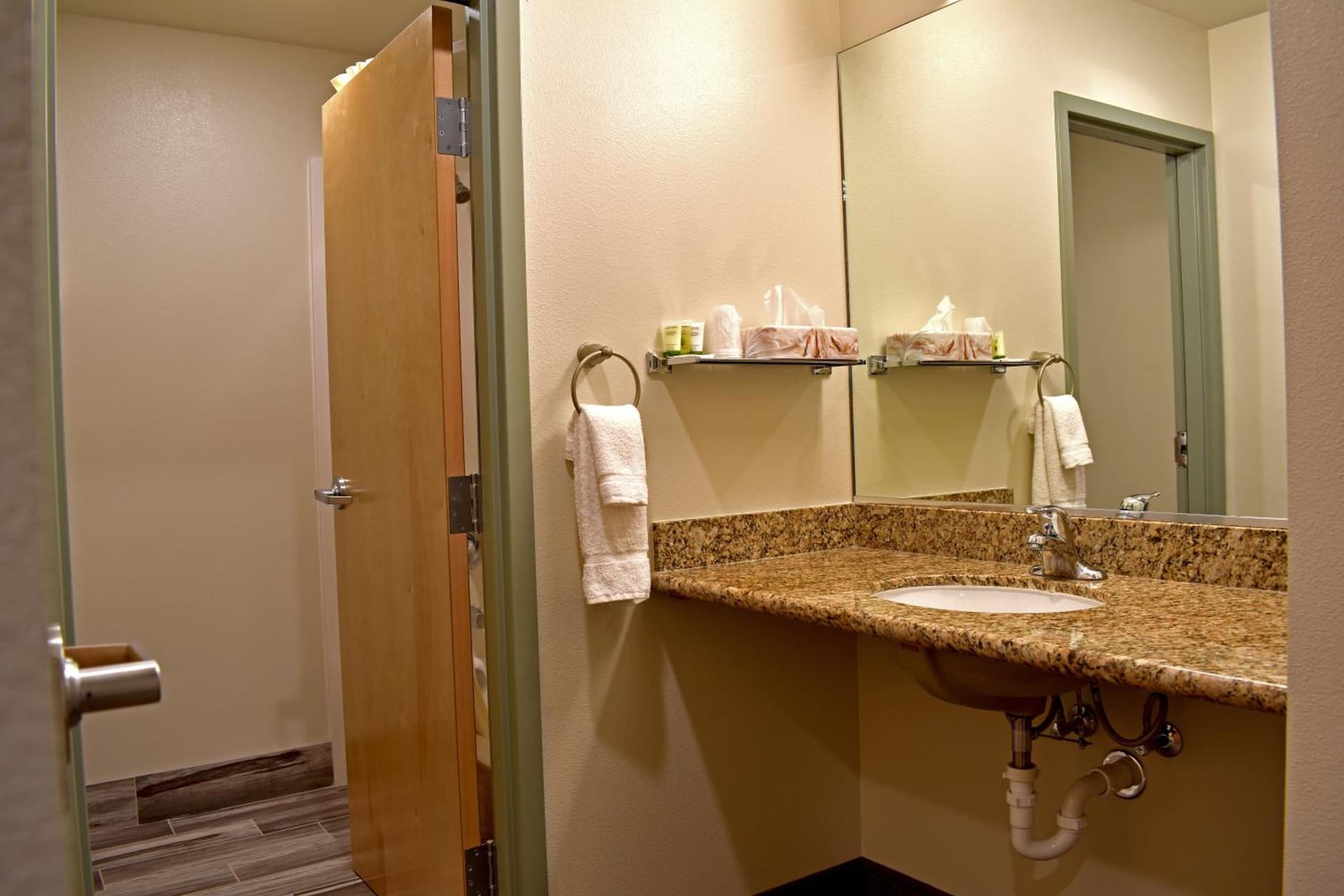 Bumbleberry Inn gallery photo in Springdale, UT — image 44