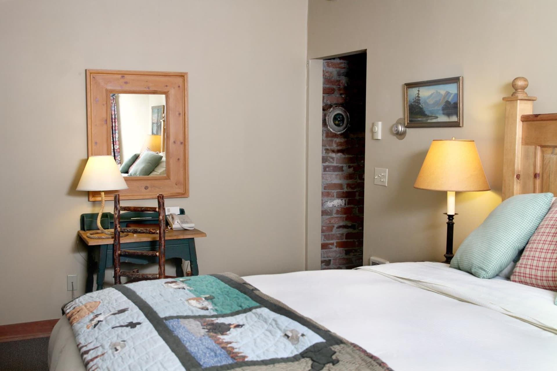 Weasku Inn gallery photo in Grants Pass, OR — image 169