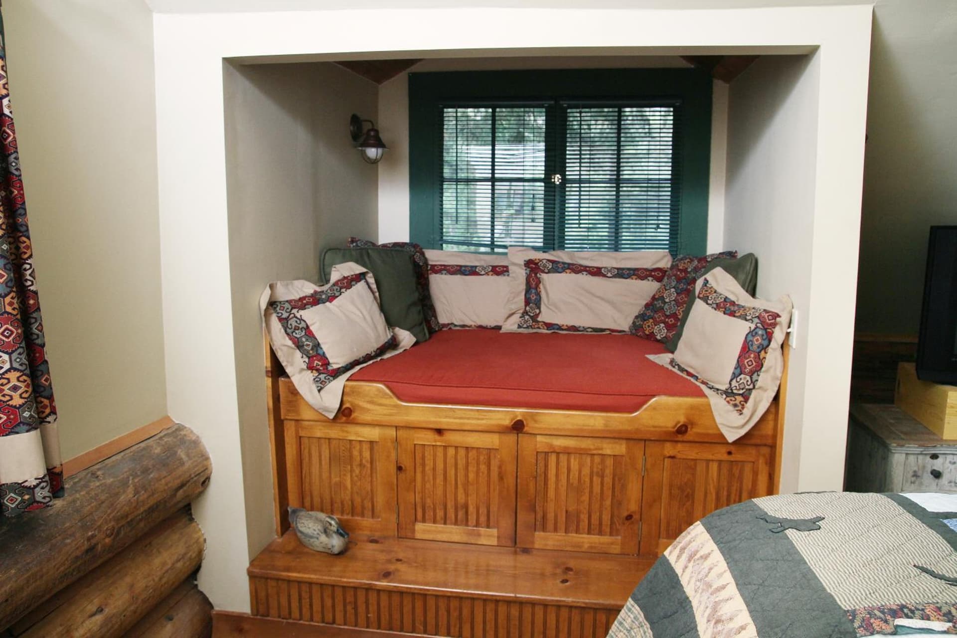 Weasku Inn gallery photo in Grants Pass, OR — image 123