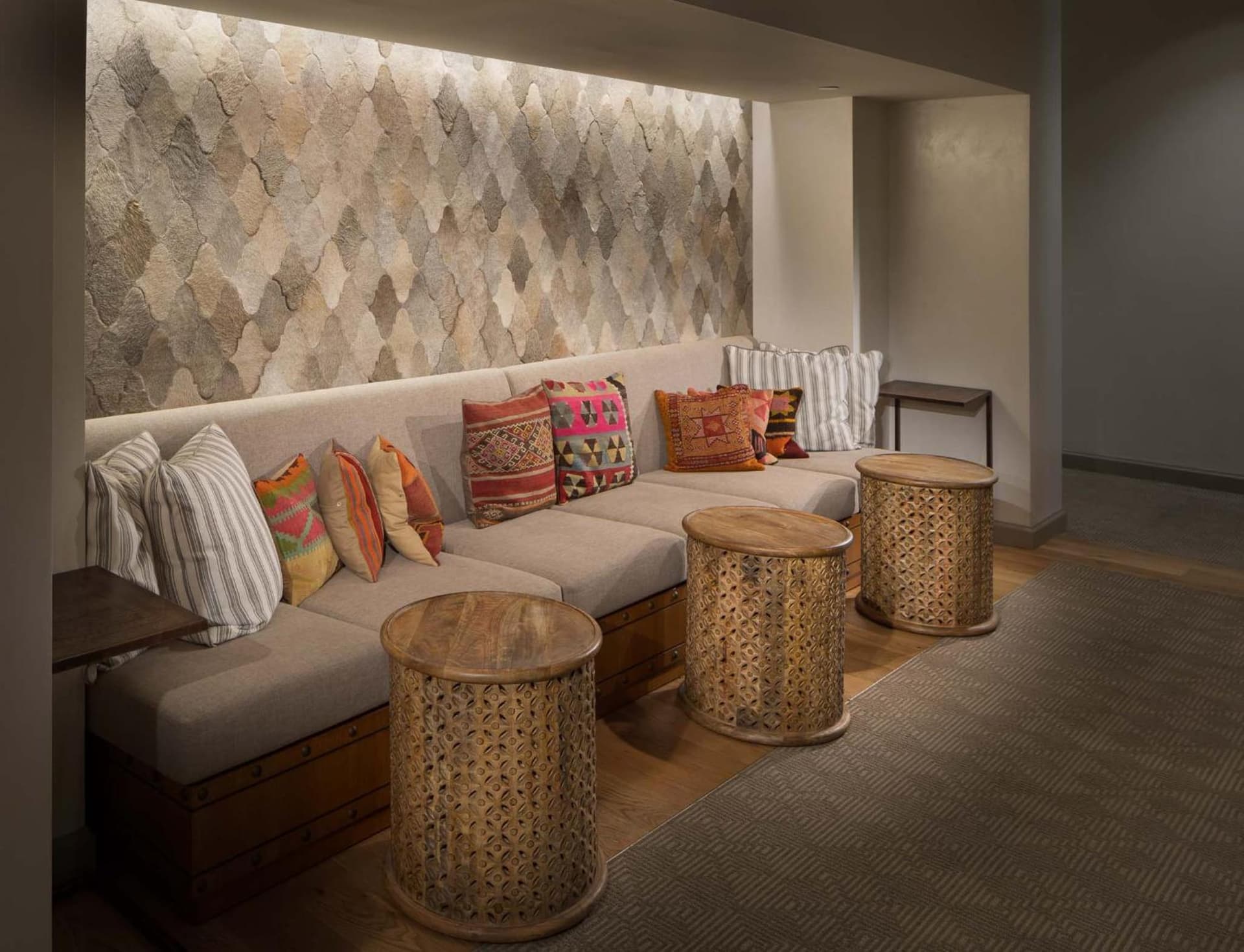Hotel Valencia Riverwalk gallery photo in San Antonio, TX — image 35