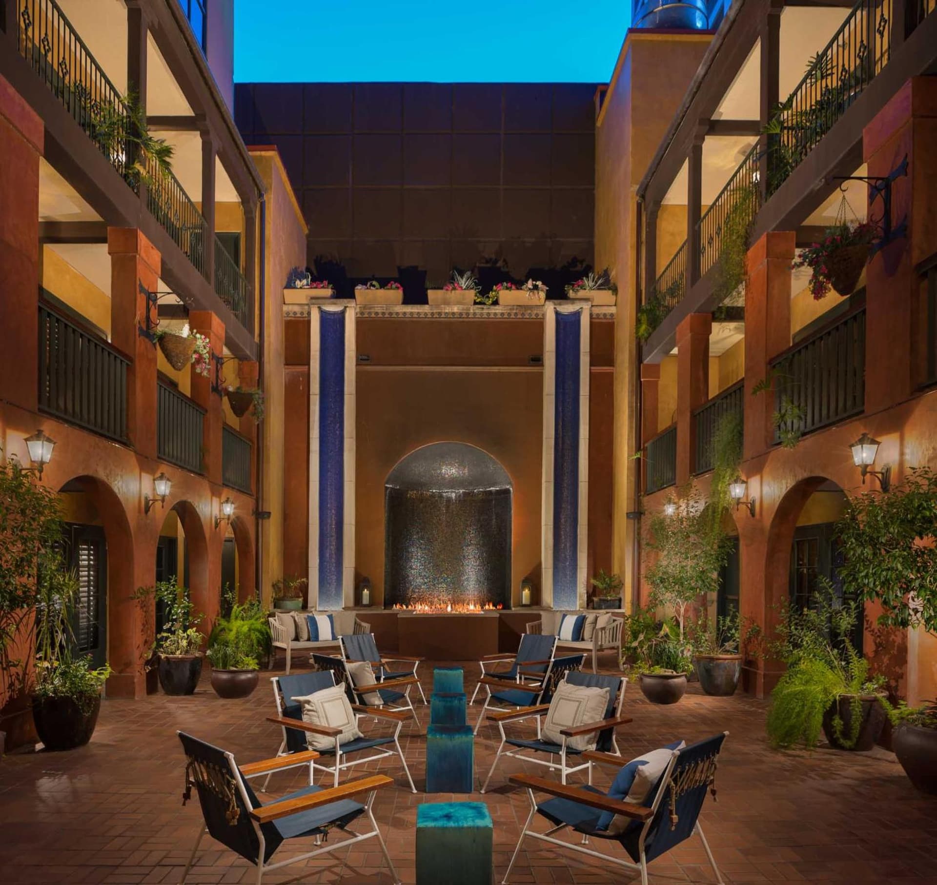 Hotel Valencia Riverwalk gallery photo in San Antonio, TX — image 47