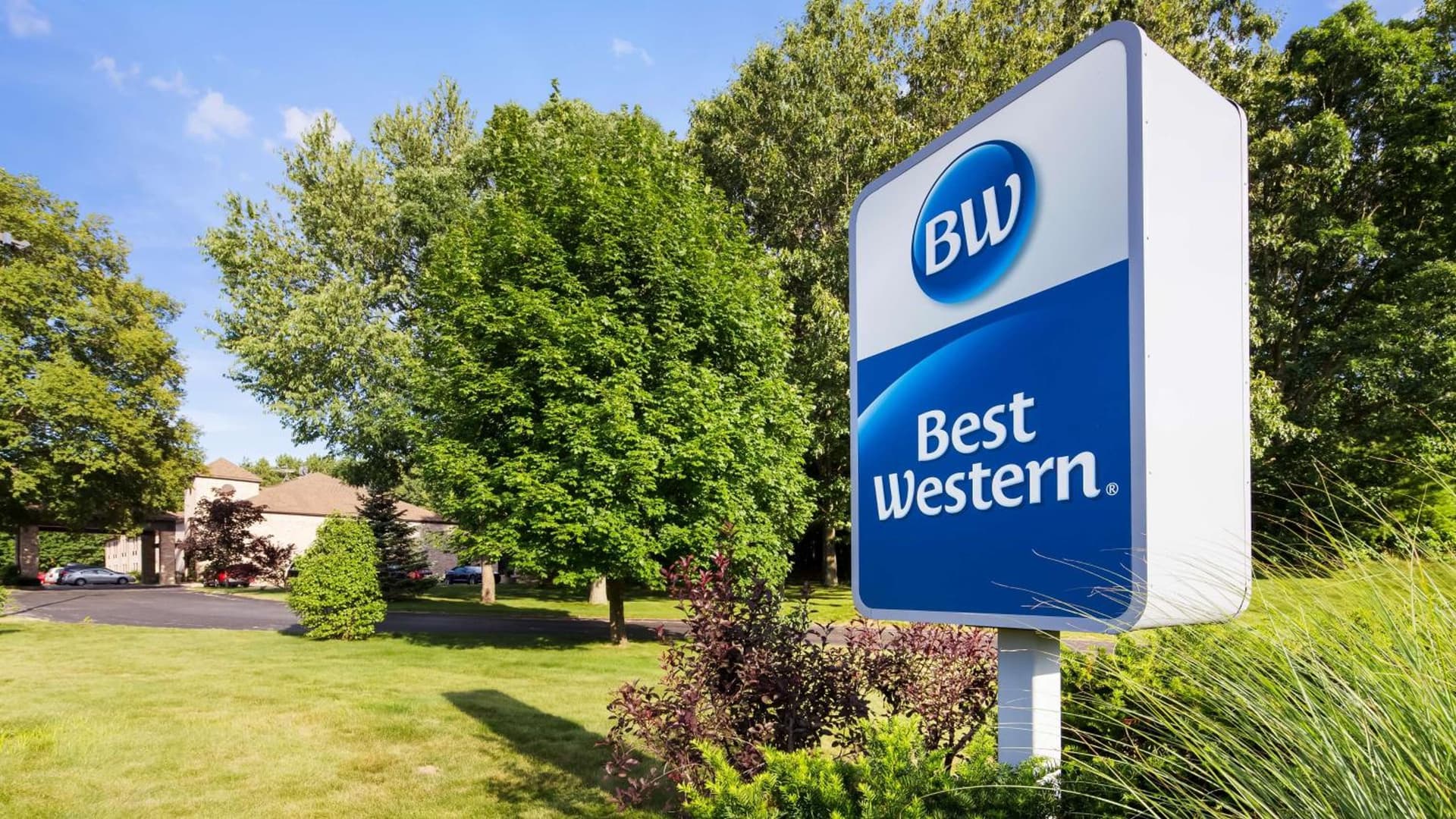 Best Western Plaza Hotel Saugatuck gallery photo in Saugatuck, MI — image 9