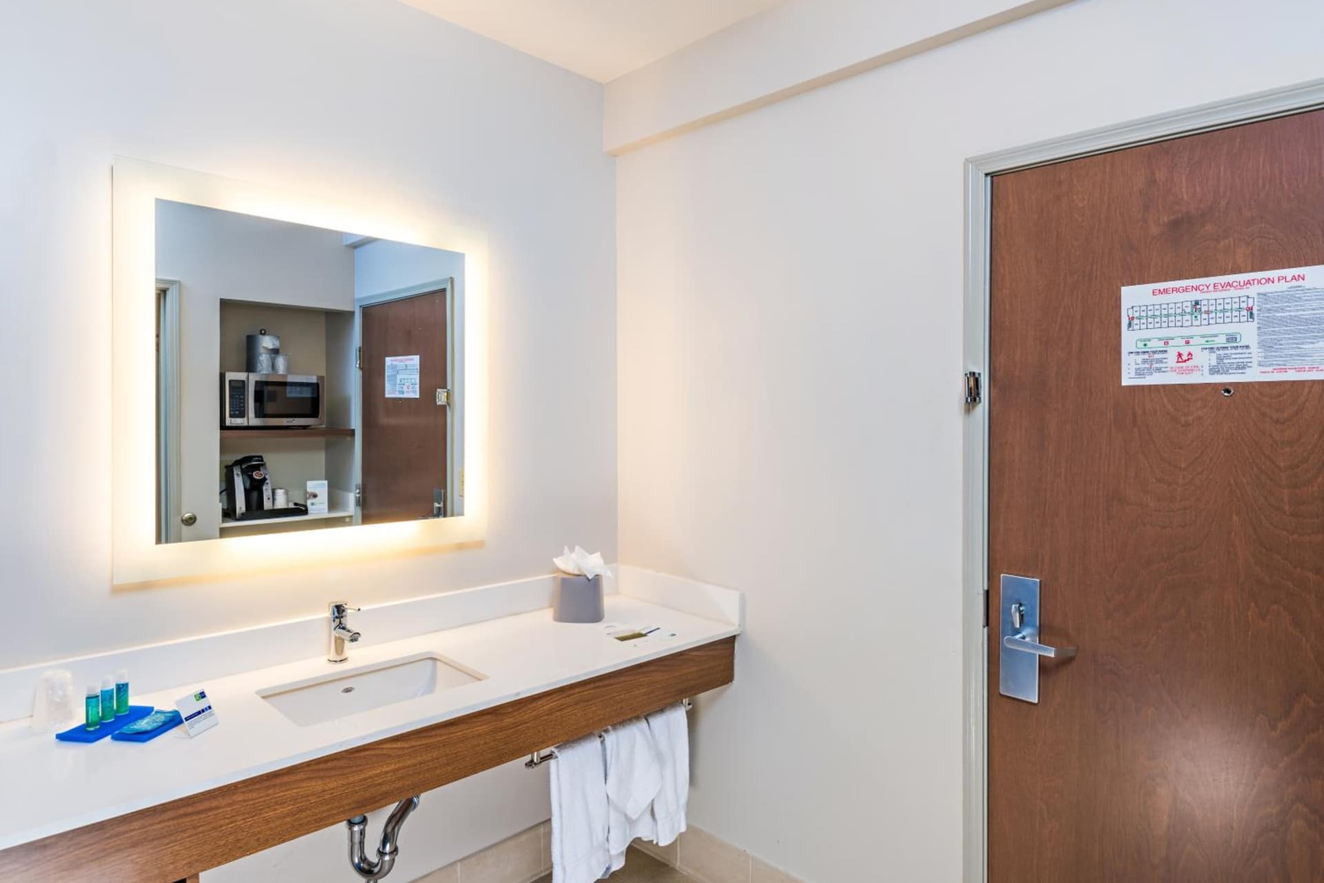 Holiday Inn Express Peoria North - Glendale by IHG gallery photo in Peoria, AZ — image 27