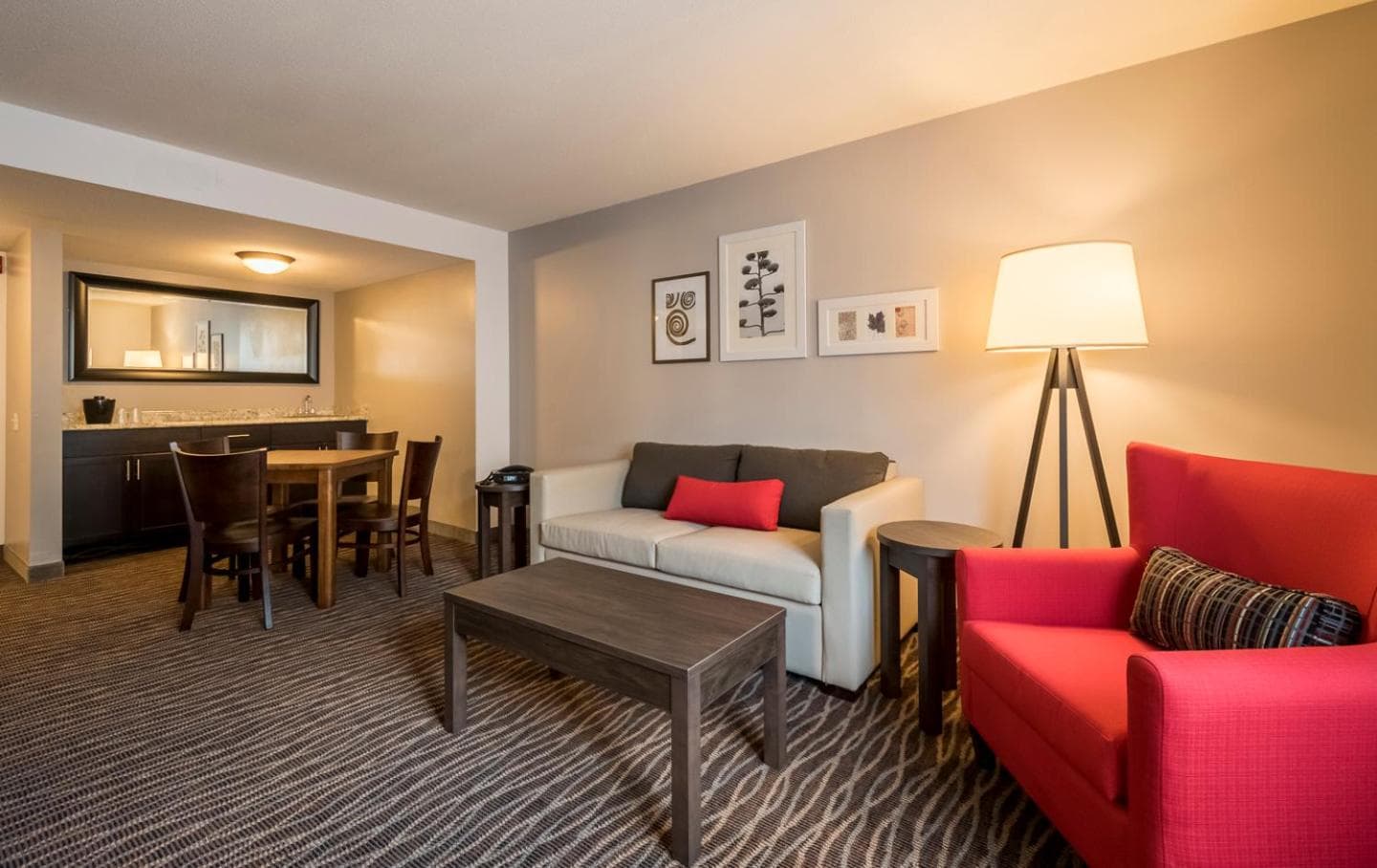 Country Inn & Suites by Radisson, Rochester-Pittsford-Brighton, NY gallery photo in Rochester, NY — image 8
