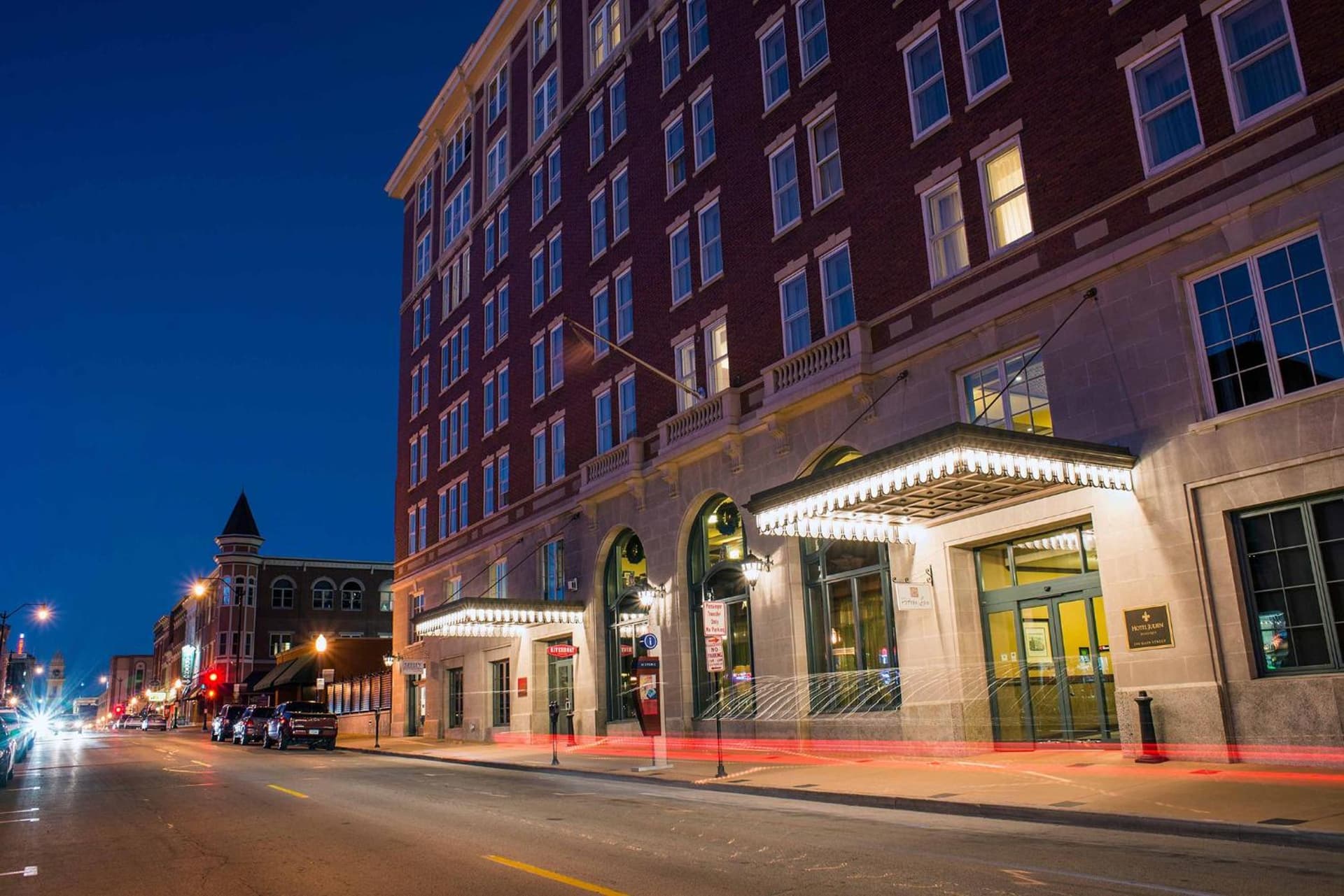 Hotel Julien Dubuque — hotel in Dubuque, Iowa