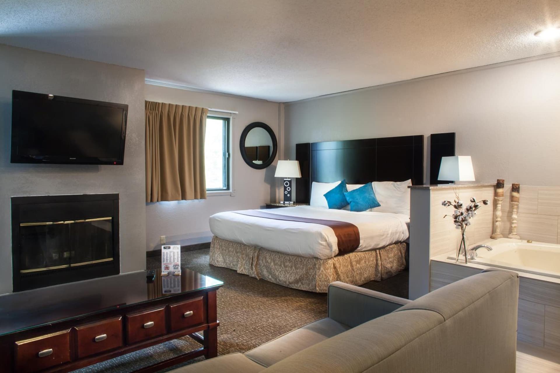 Heartland Inn Coralville gallery photo in Coralville, IA — image 6