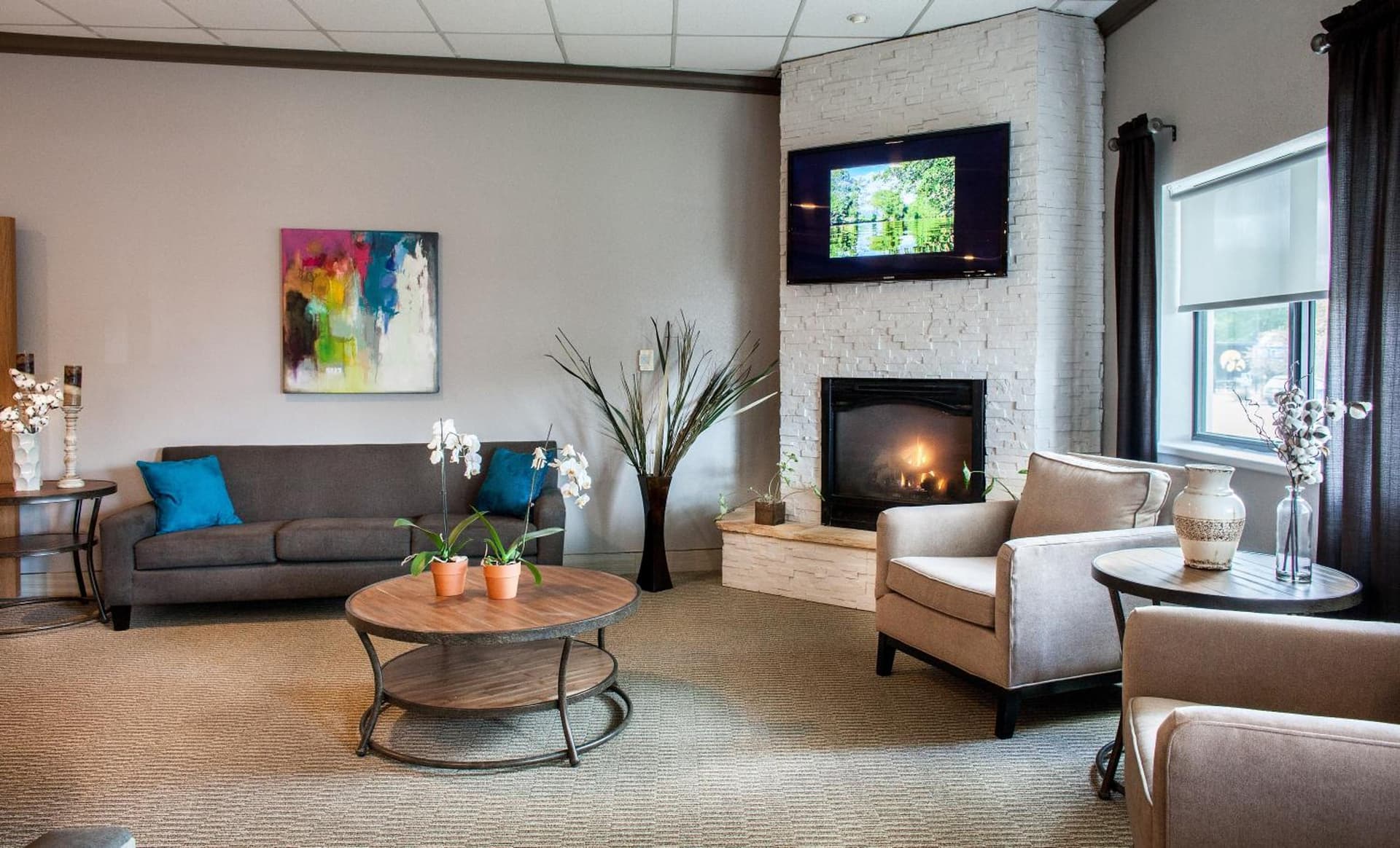 Heartland Inn Coralville gallery photo in Coralville, IA — image 11