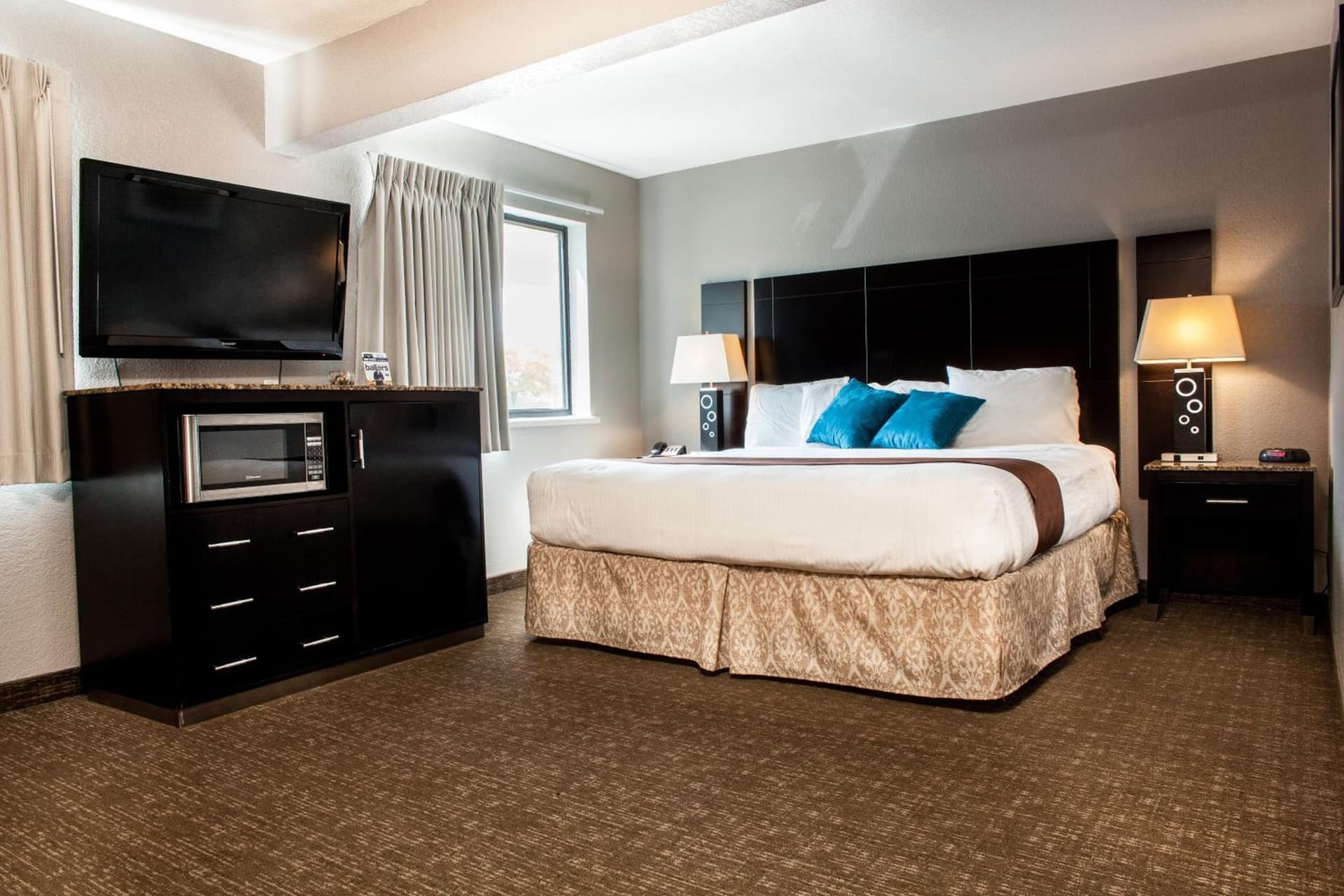 Heartland Inn Coralville gallery photo in Coralville, IA — image 12