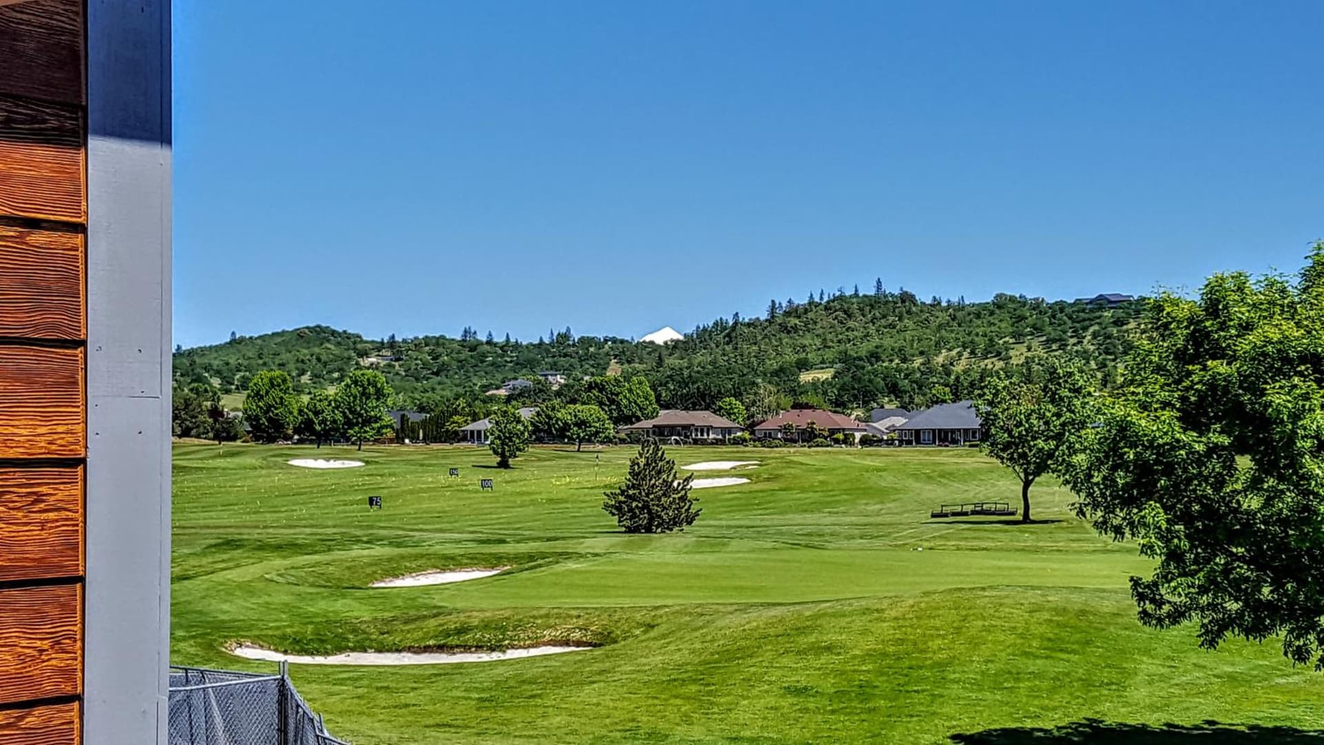 Resort at Eagle Point Golf Club Lodging gallery photo in Medford, OR — image 24