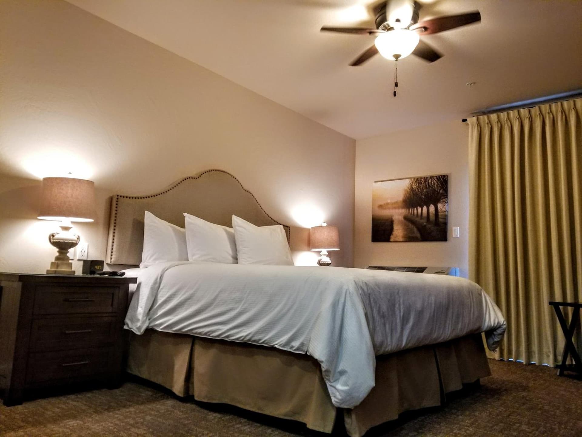 Resort at Eagle Point Golf Club Lodging gallery photo in Medford, OR — image 55