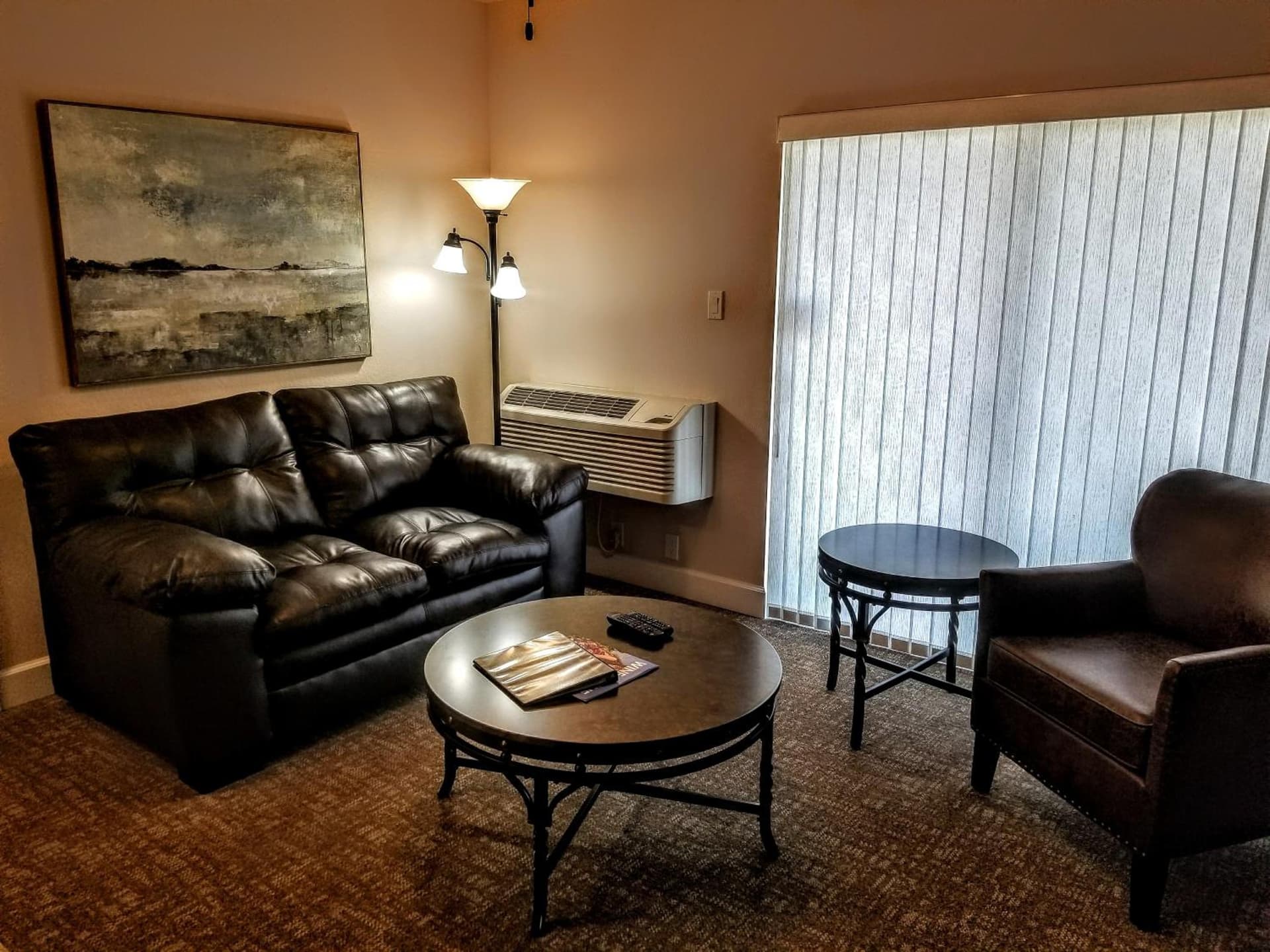 Resort at Eagle Point Golf Club Lodging gallery photo in Medford, OR — image 32