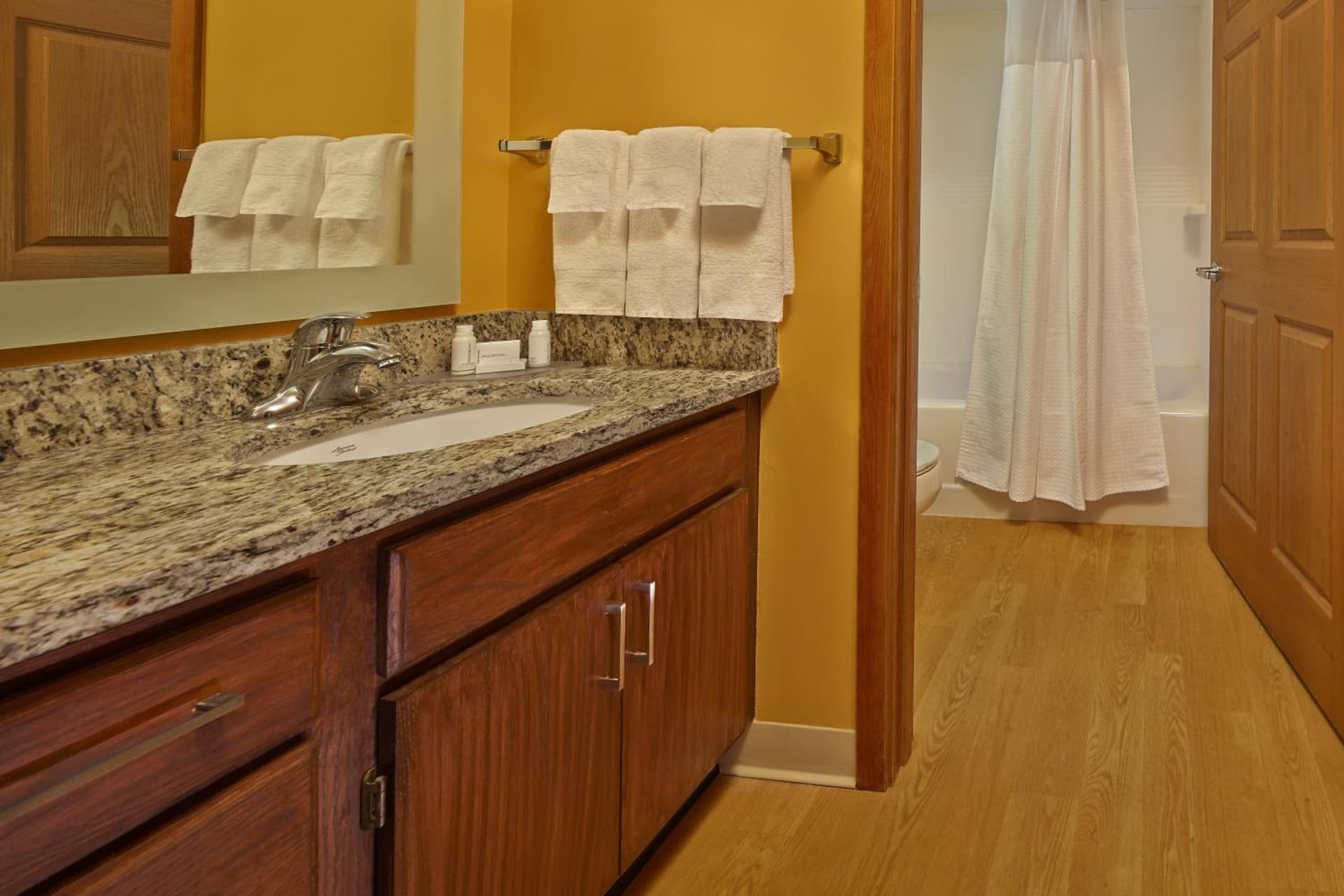 Residences at International Place interior in Tewksbury — gallery photo 2
