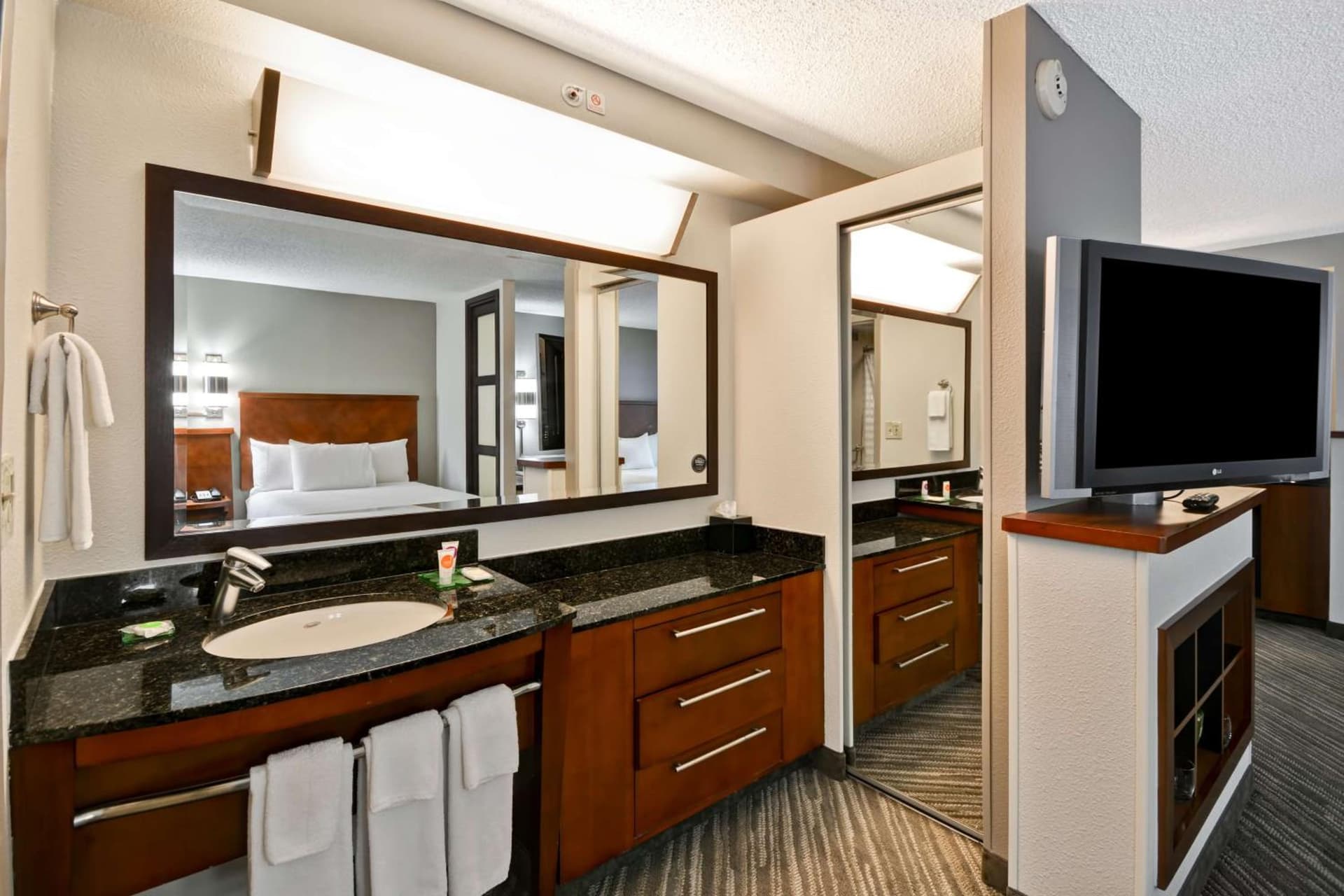 Hyatt Place Baton Rouge/I-10 gallery photo in Baton Rouge, LA — image 17