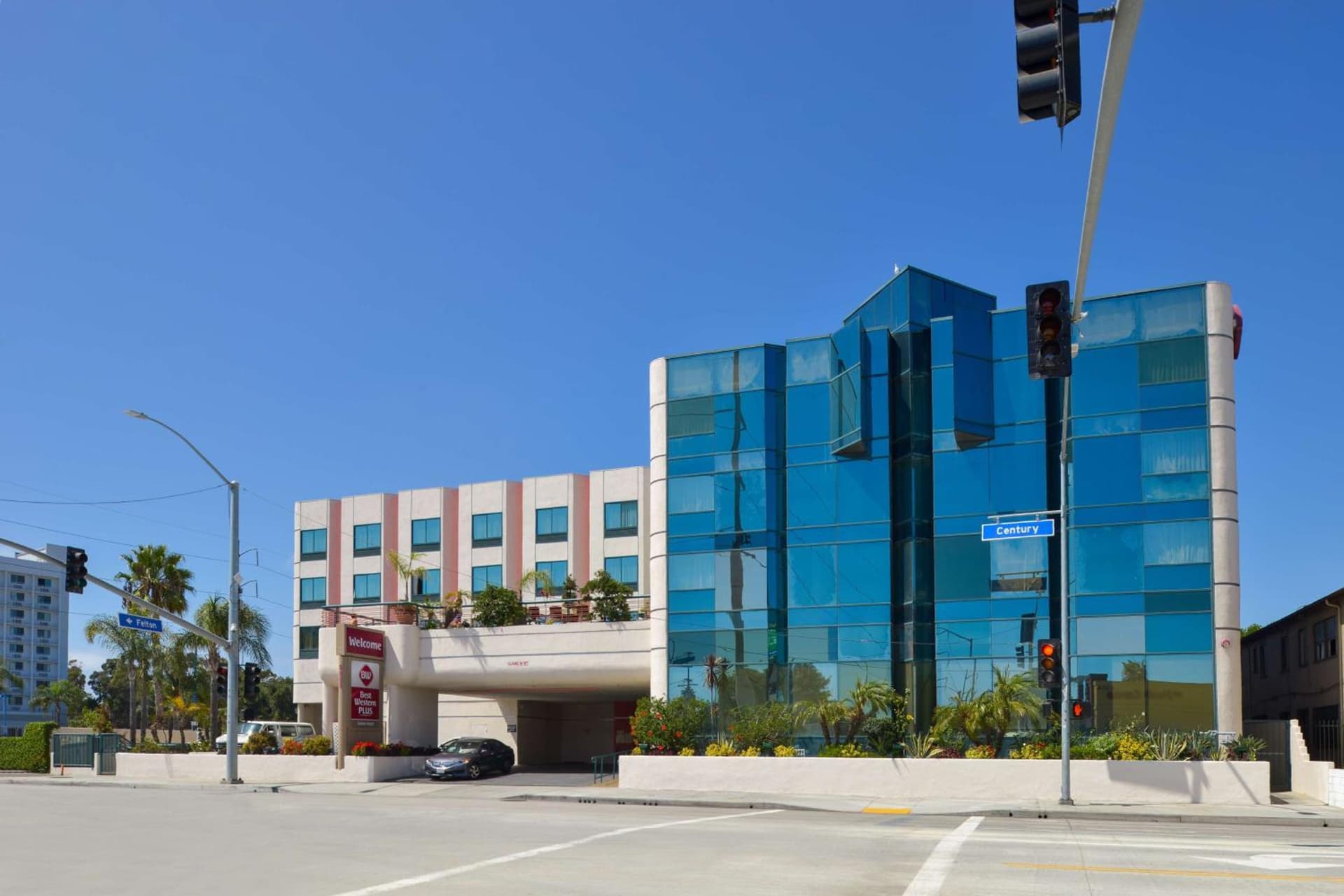 Best Western Plus Suites Hotel - LAX Airport LA Stadium featured exterior or lobby in Inglewood, CA — similar hotel