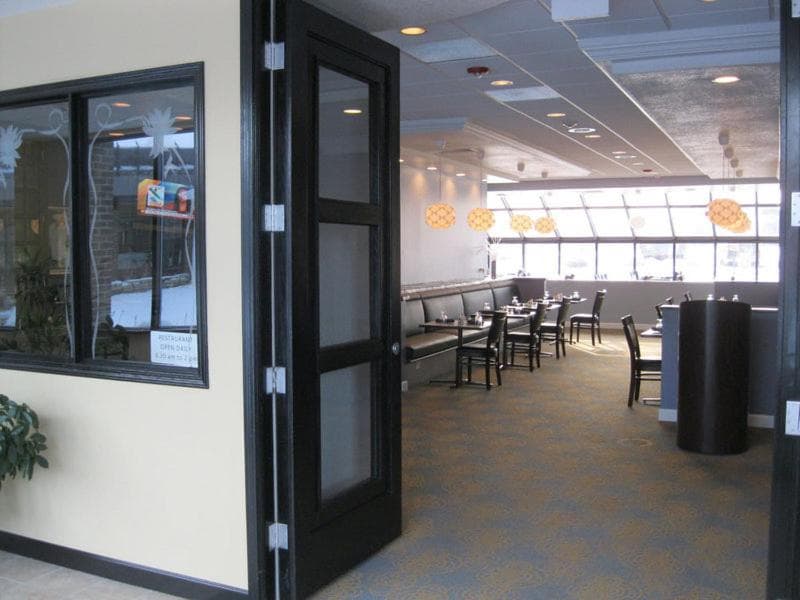Causeway Bay Hotel gallery photo in Lansing, MI — image 43