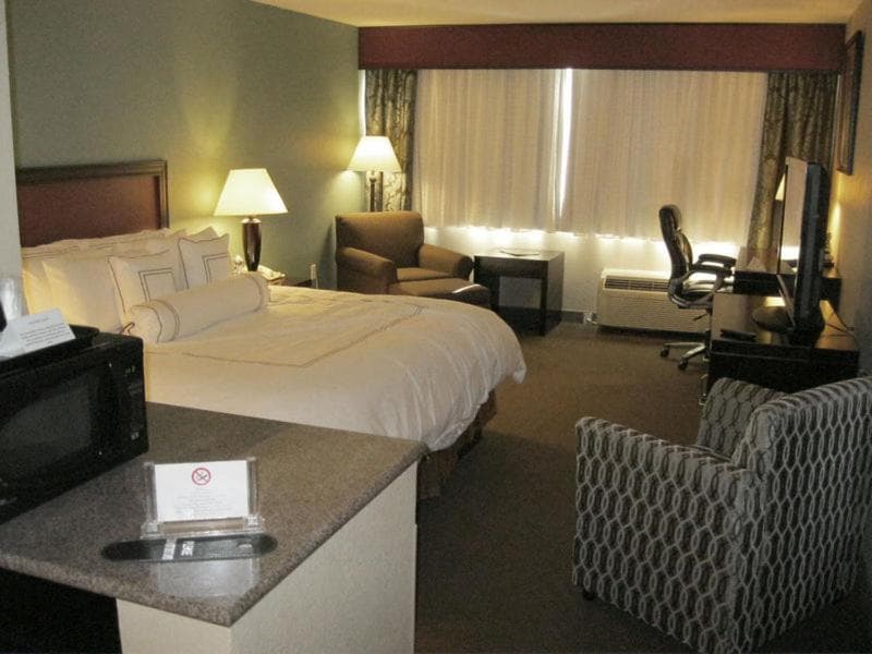 Causeway Bay Hotel gallery photo in Lansing, MI — image 9
