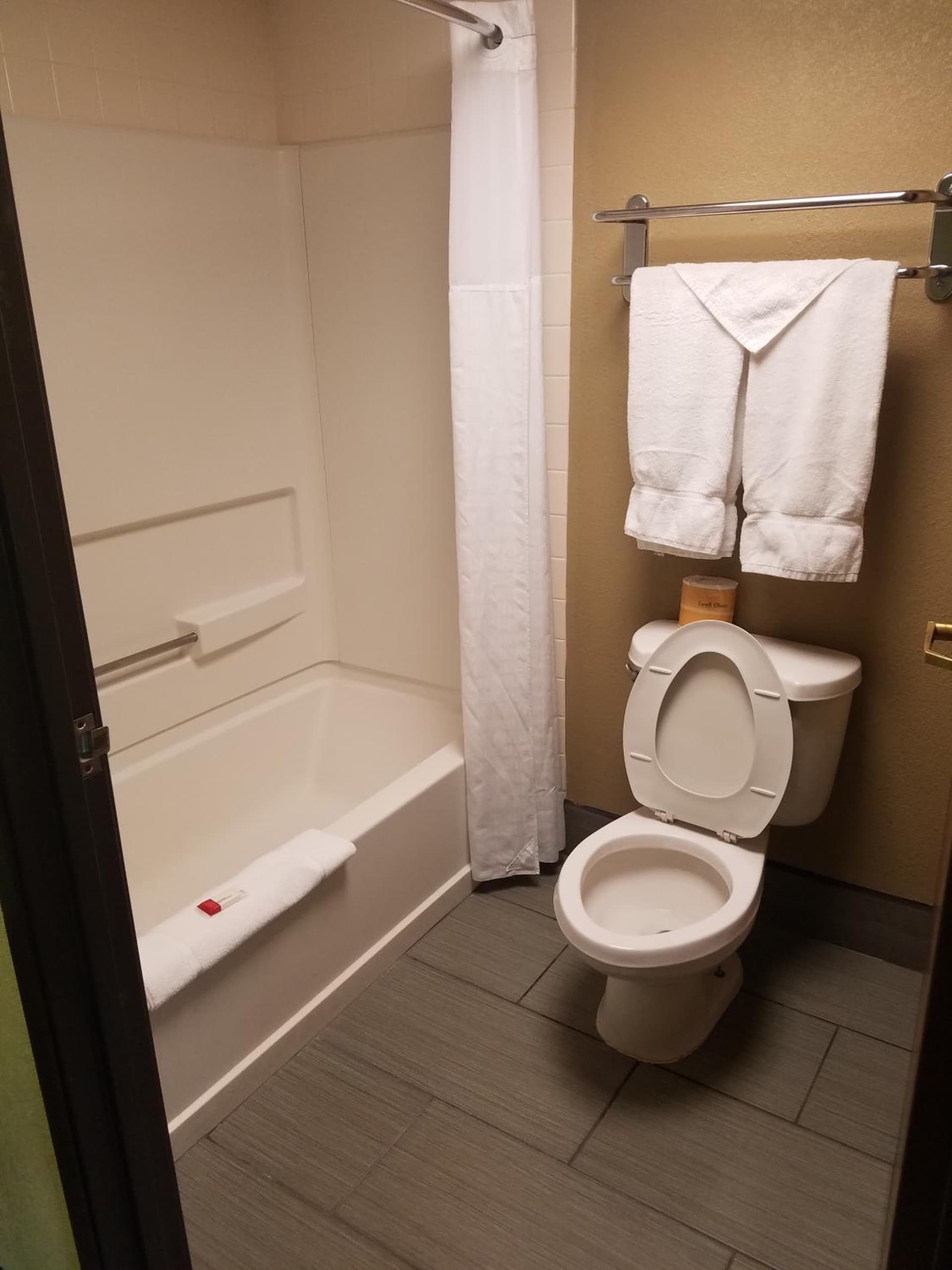 Woodland Inn and Suites Extended Stay gallery photo in Wichita, KS — image 27