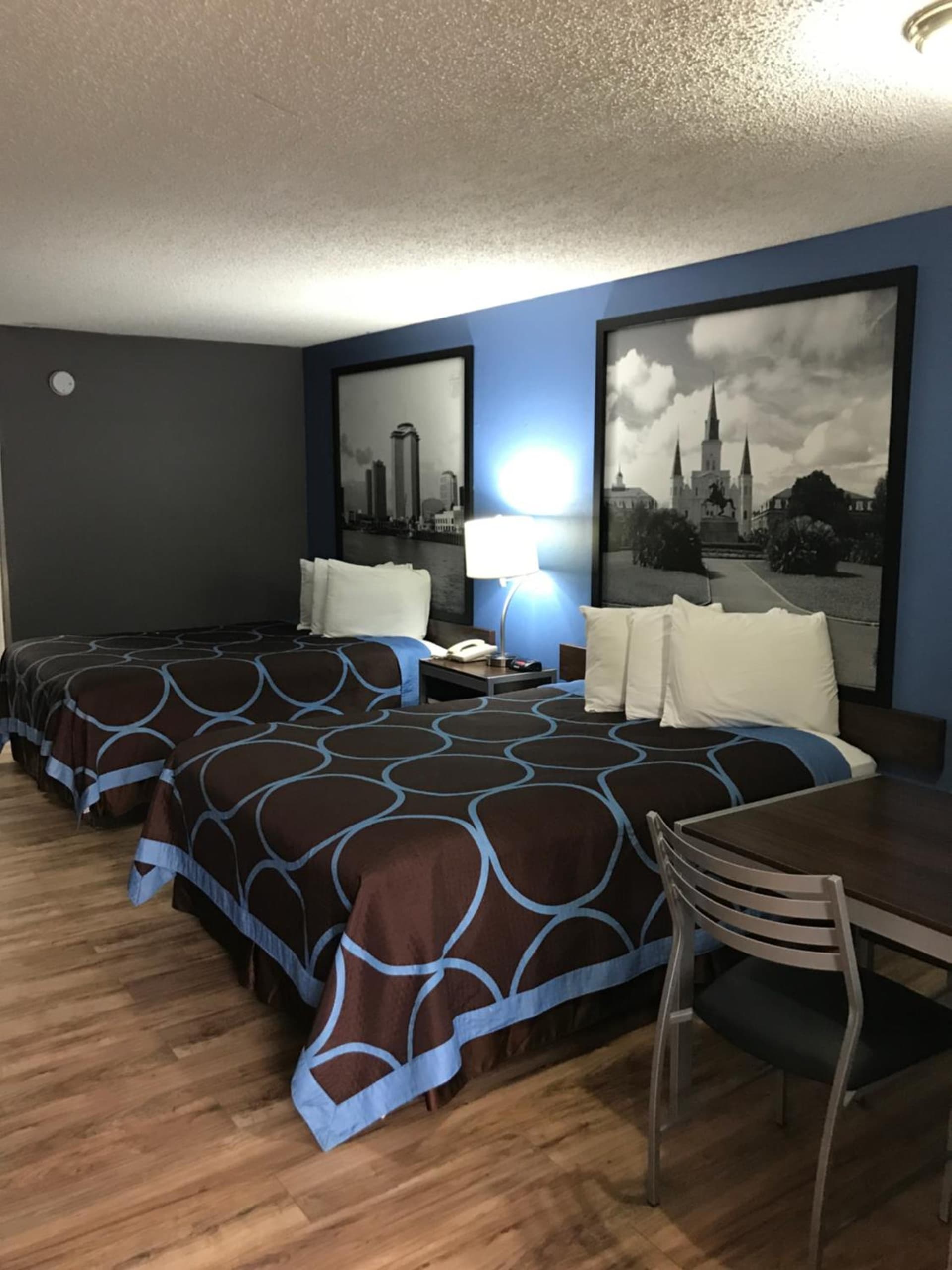 Super 8 by Wyndham Slidell gallery photo in Slidell, LA — image 31