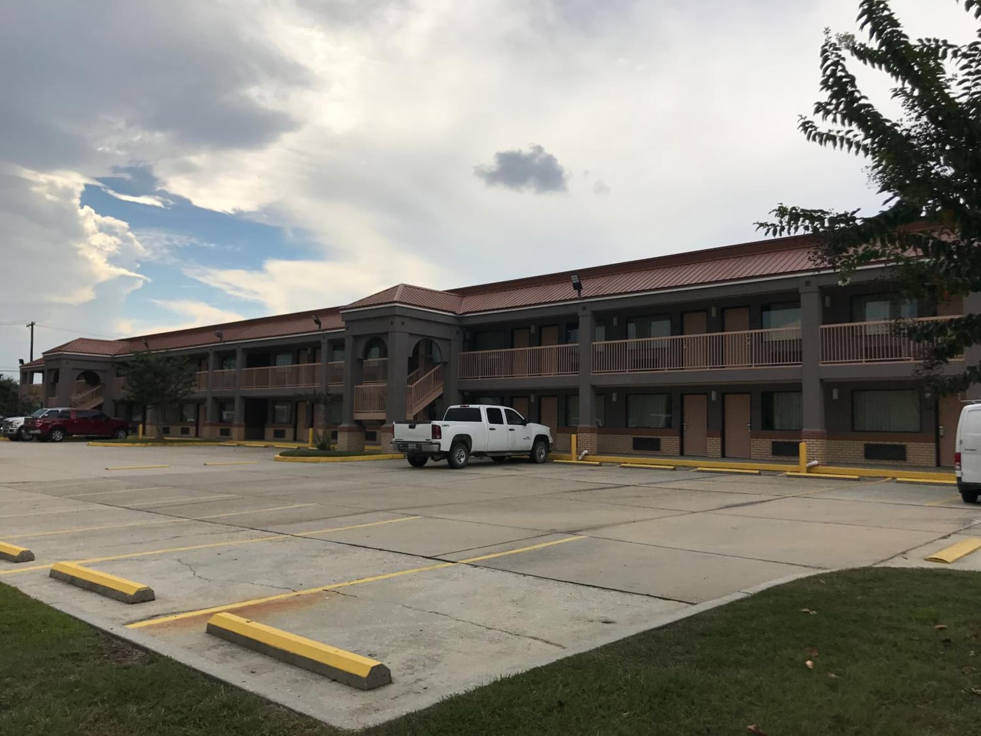 Super 8 by Wyndham Slidell gallery photo in Slidell, LA — image 48