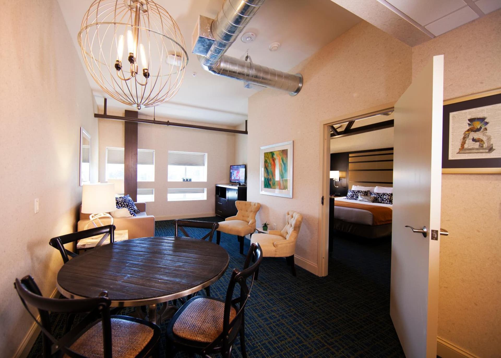Warehouse Hotel at The Nook interior in Manheim, PA — gallery photo 2