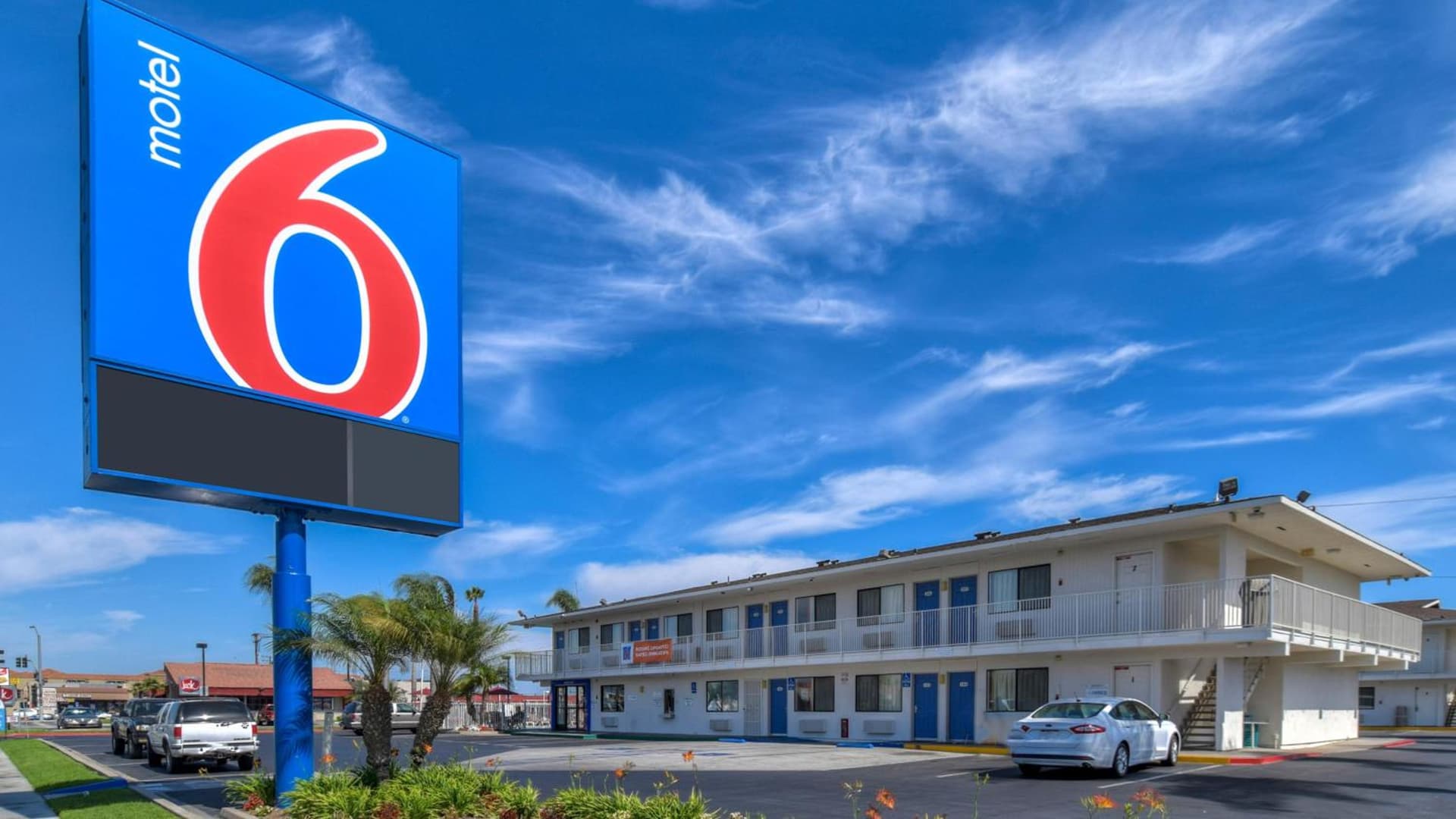 Motel 6-Stanton, CA- Anaheim West interior in Stanton, CA — gallery photo 2